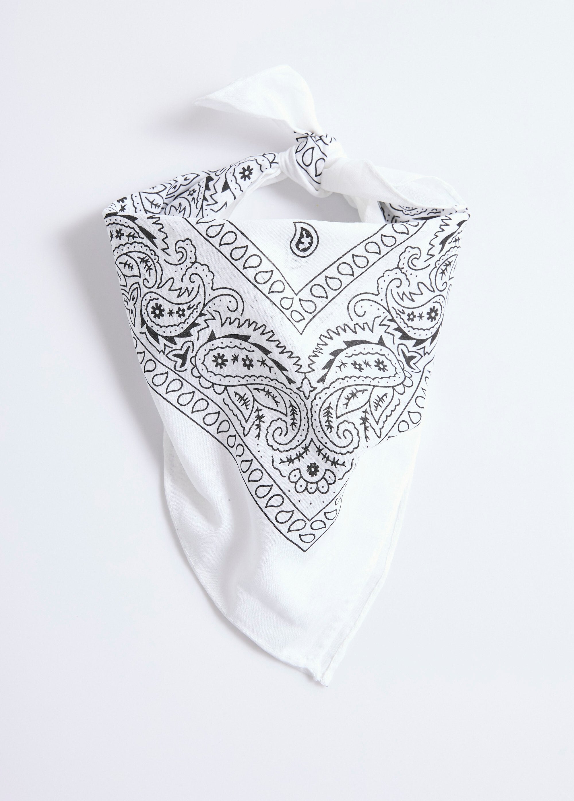 lenço_bandana_quadrado_Blanc_FA1_slim