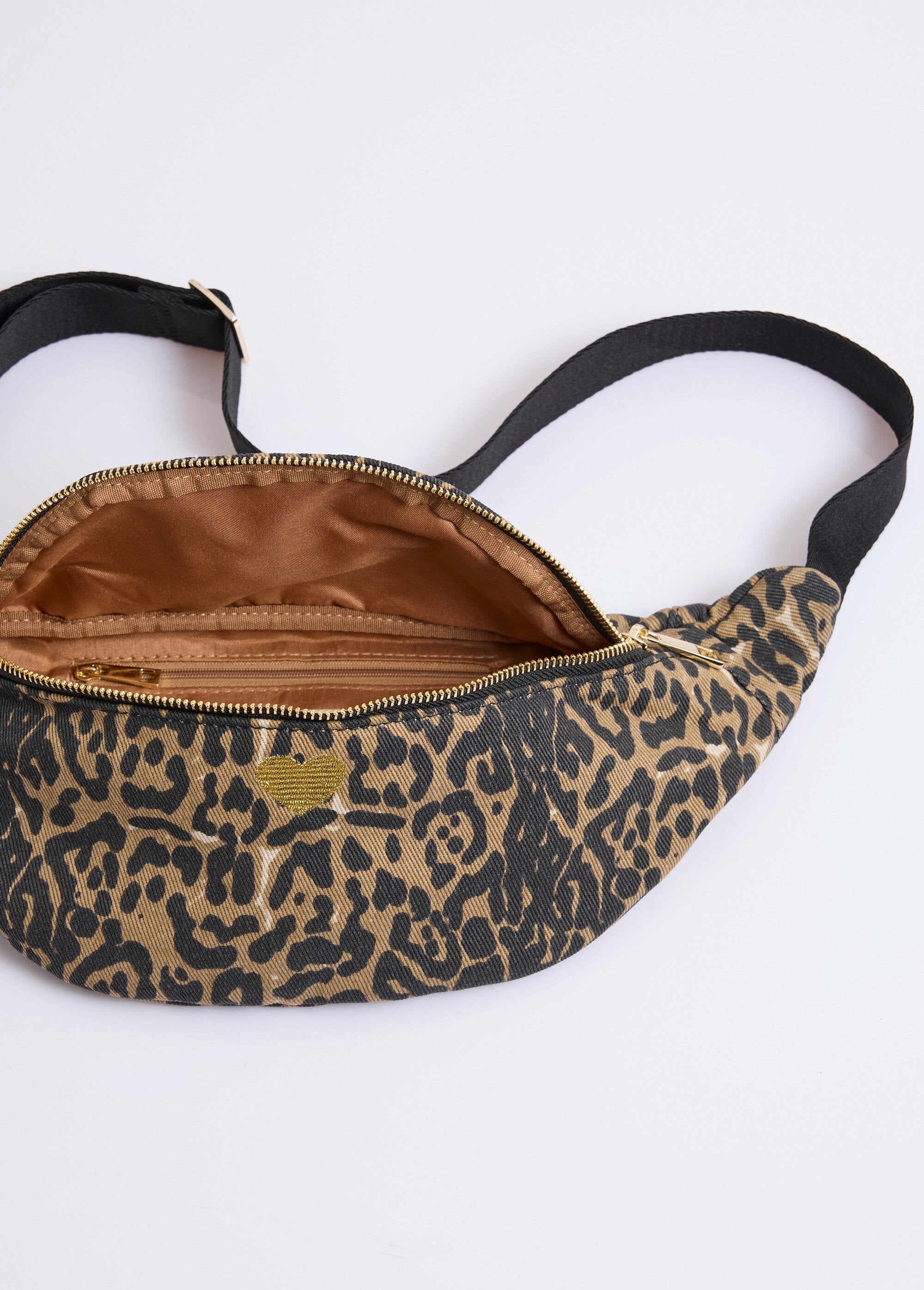 Bolsa_de_cintura_com_estampado_de_leopardo_bordado_com_coração_Panthere_DE2_slim