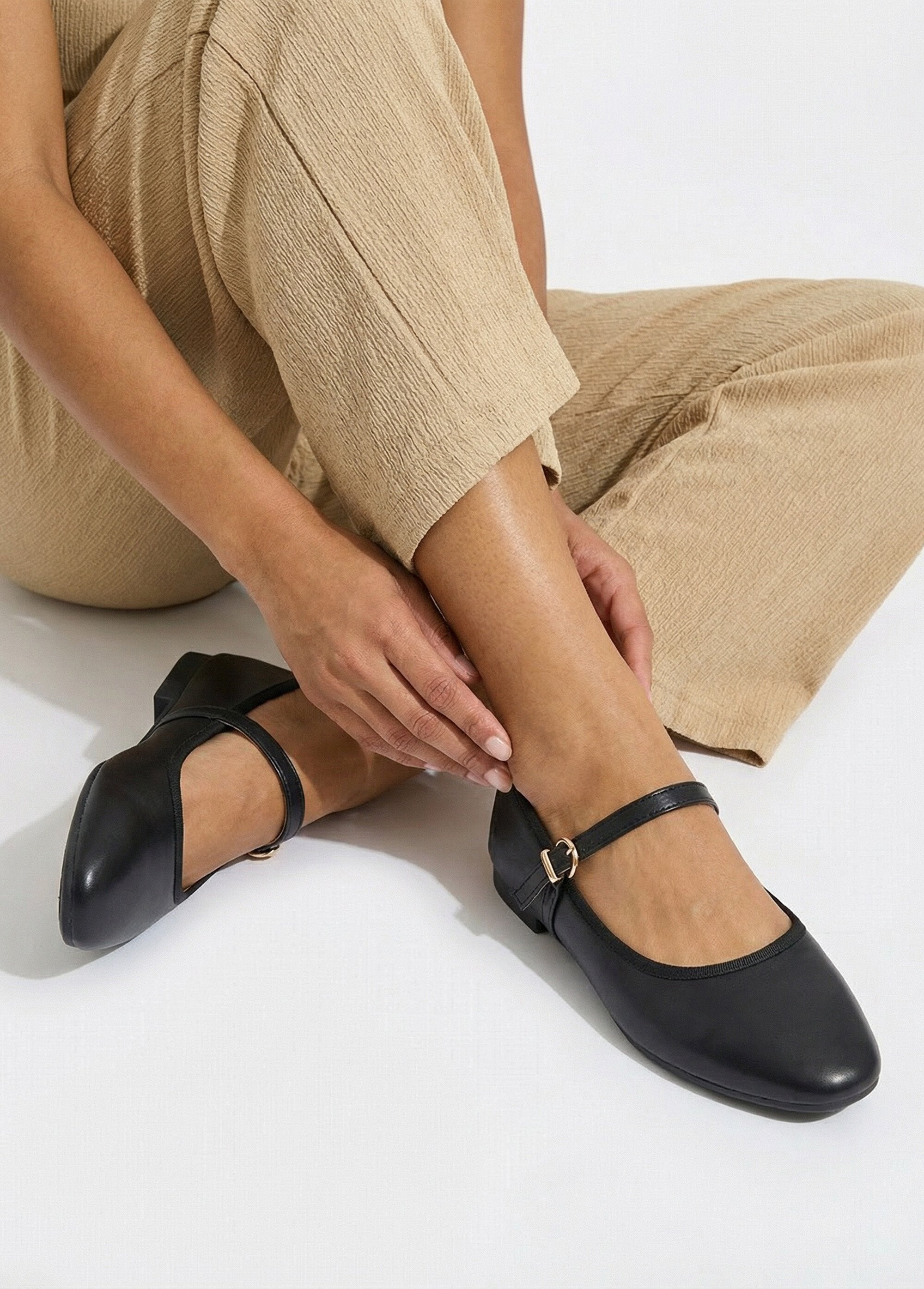 Ballerines_babies_plates_avec_bride_Noir_SF1_slim