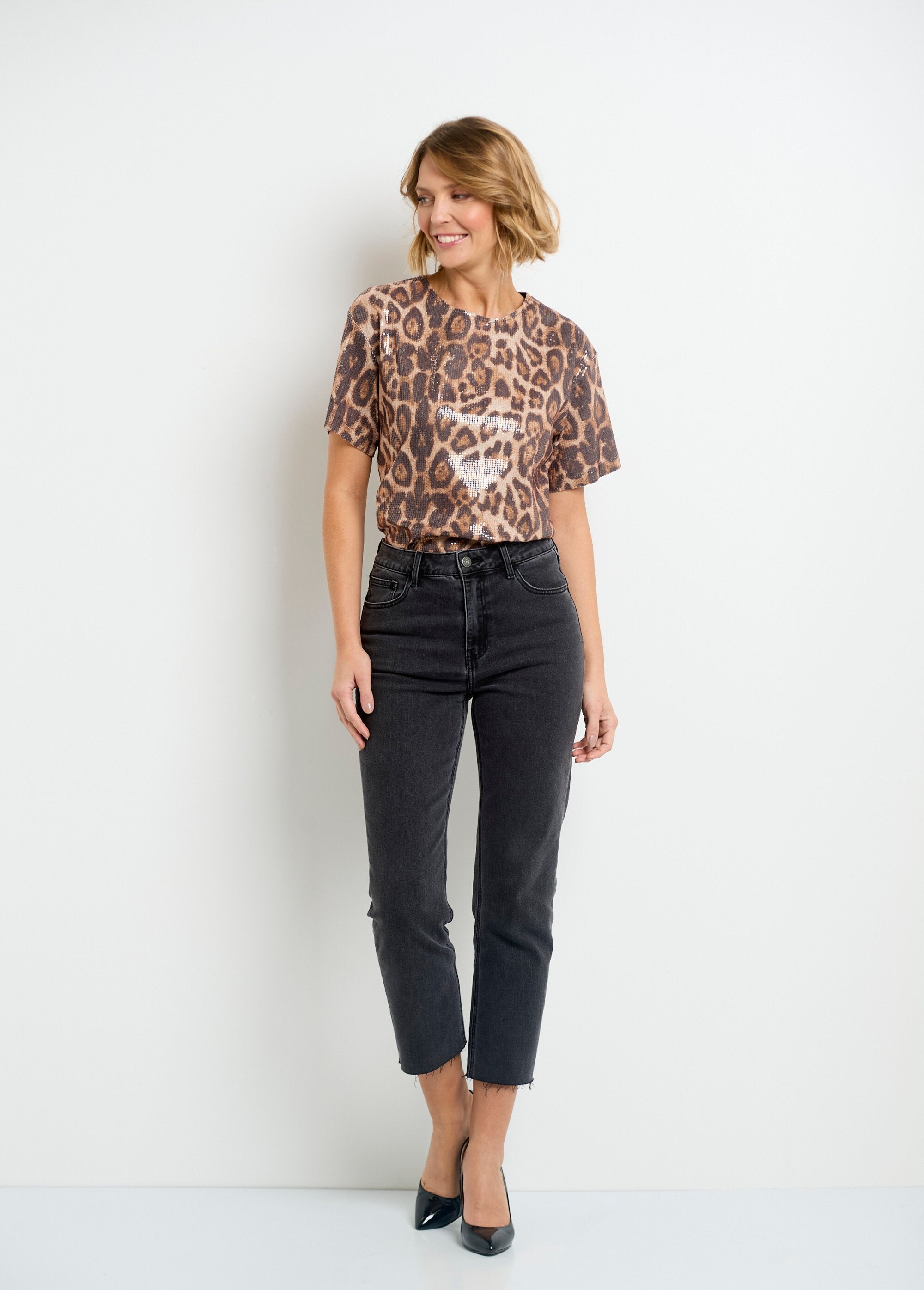 Blusa_estampa_leopardo_com_lantejoulas_Leopard_SF1_slim