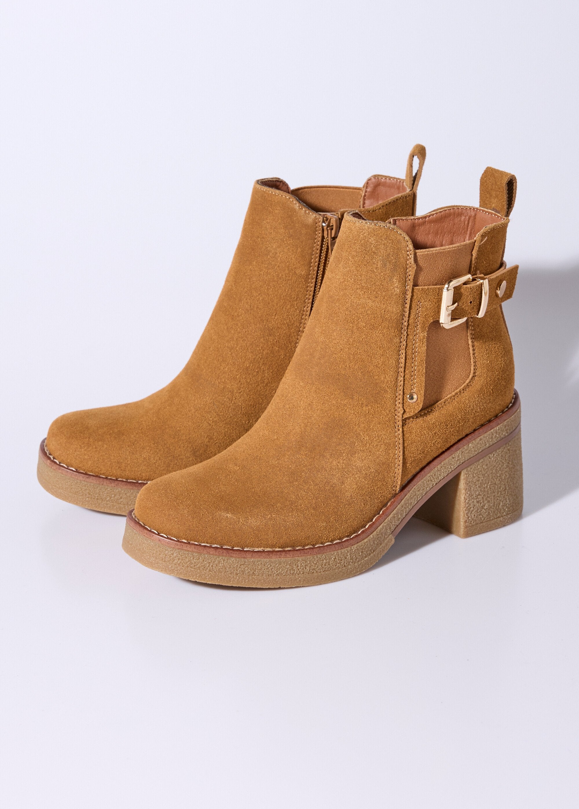 Botas_de_salto_alto_com_sola_de_crepe_Camel_DE1_slim