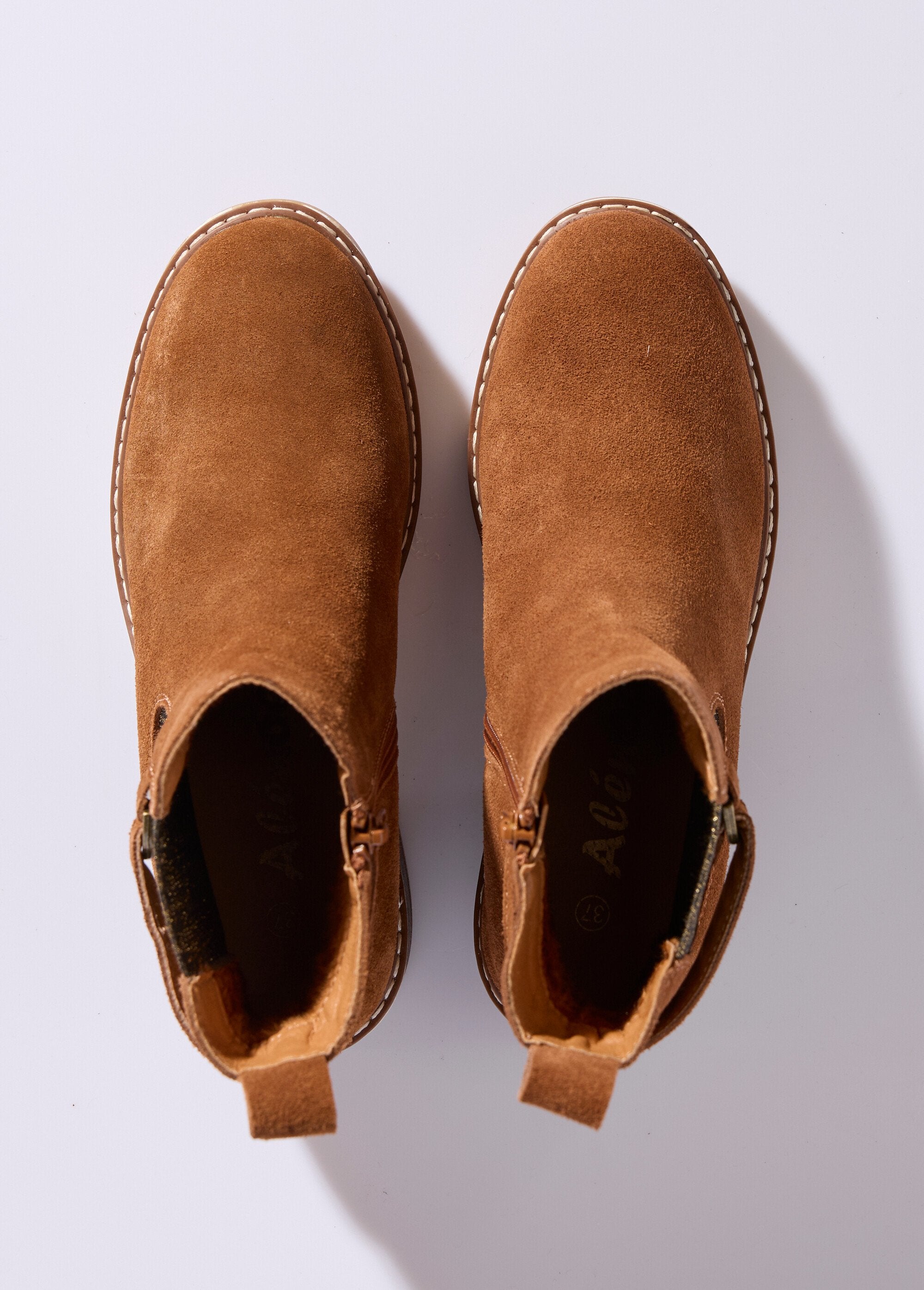 Botas_de_couro_inspiradas_em_Camargue_Camel_OV1_slim
