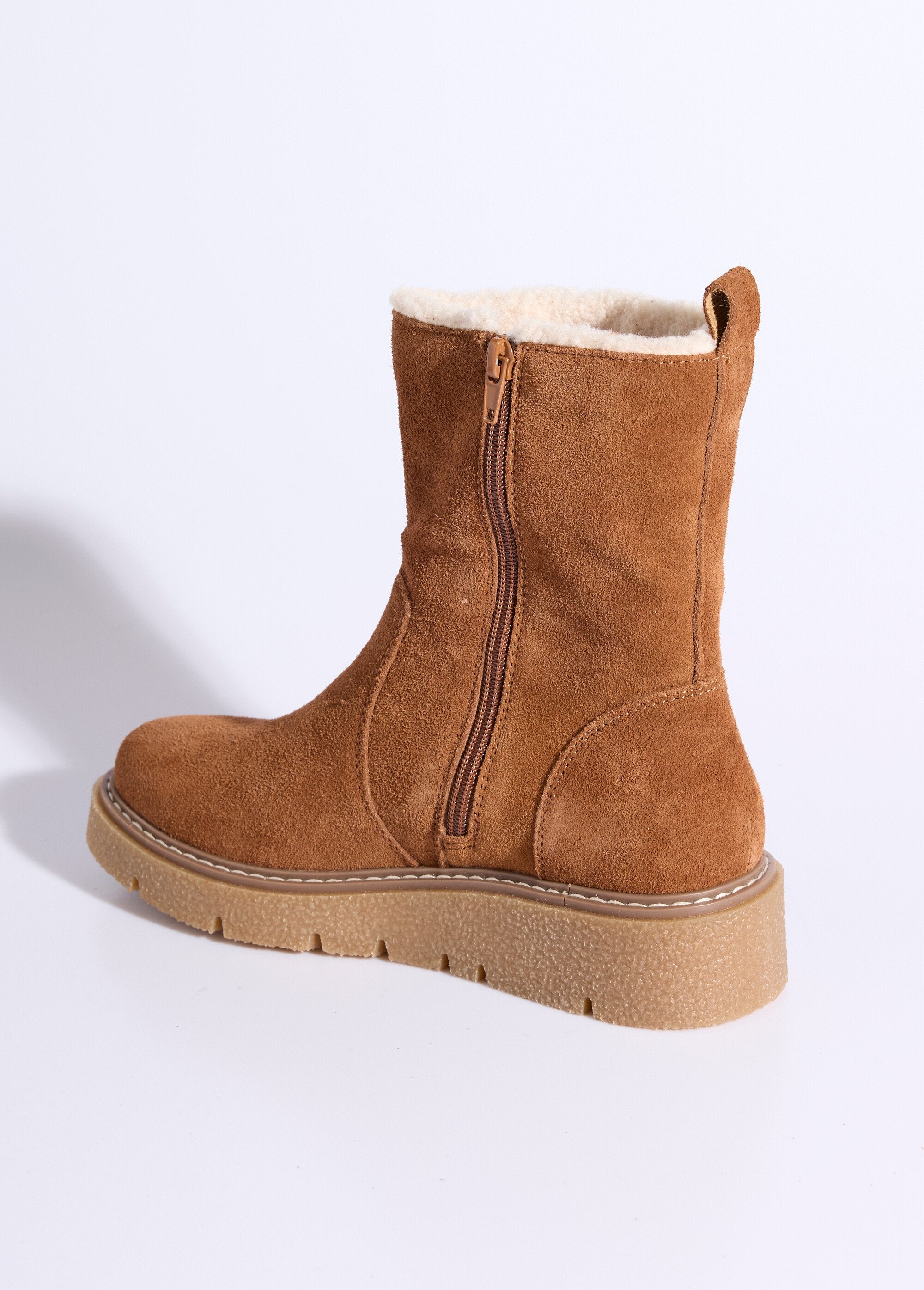 Botins_em_pele,_pormenor_em_pele_Camel_DO1_slim