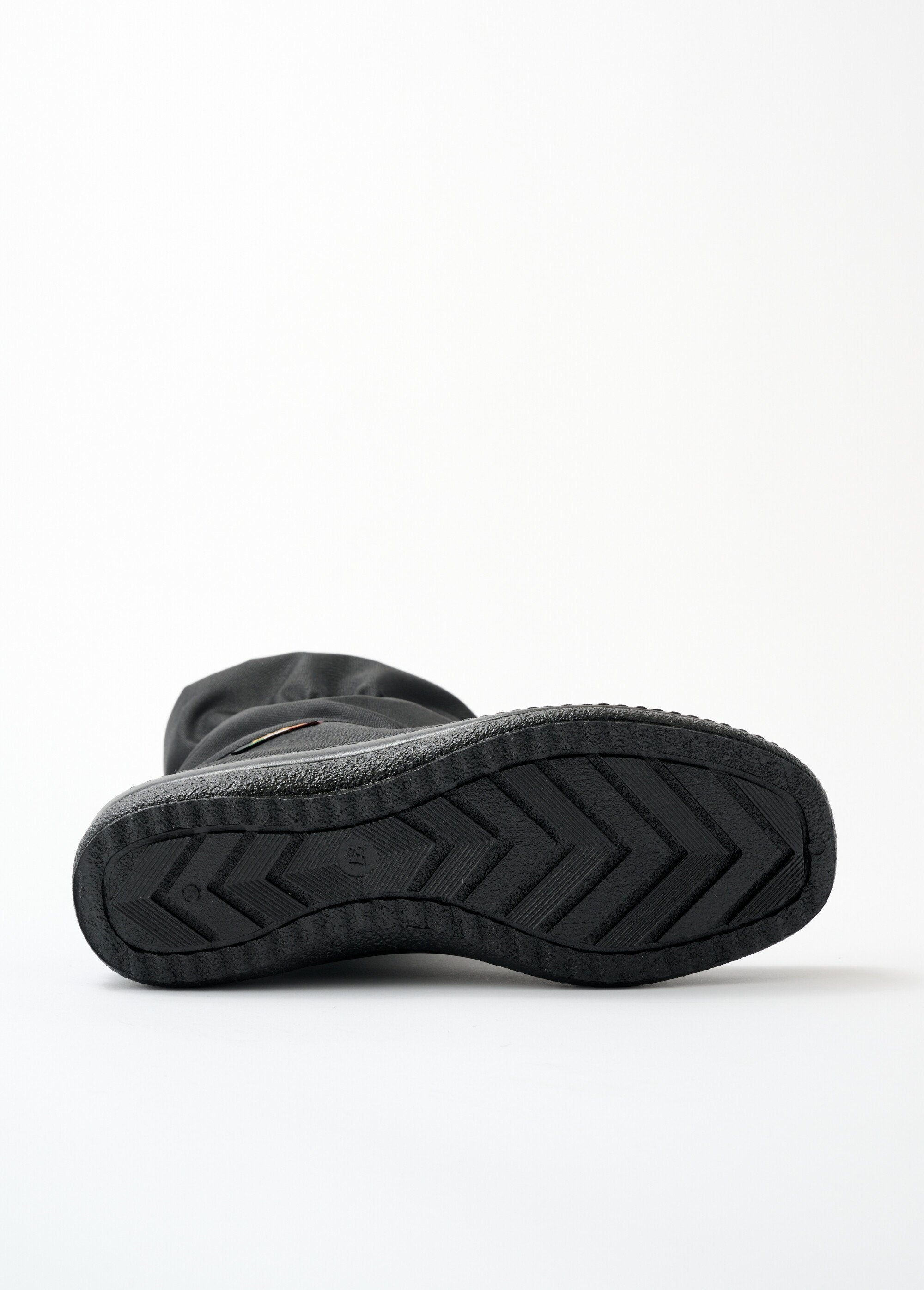 Botas_impermeáveis_de_largura_larga_PRETO_UN1_slim