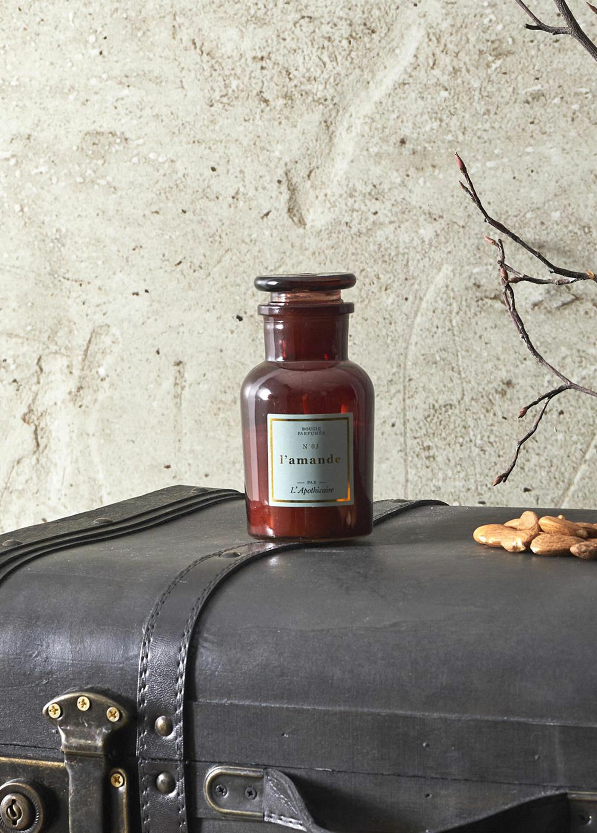 Vela_perfumada_retro_em_vidro_colorido,_11_cm_Amande_SF1_slim