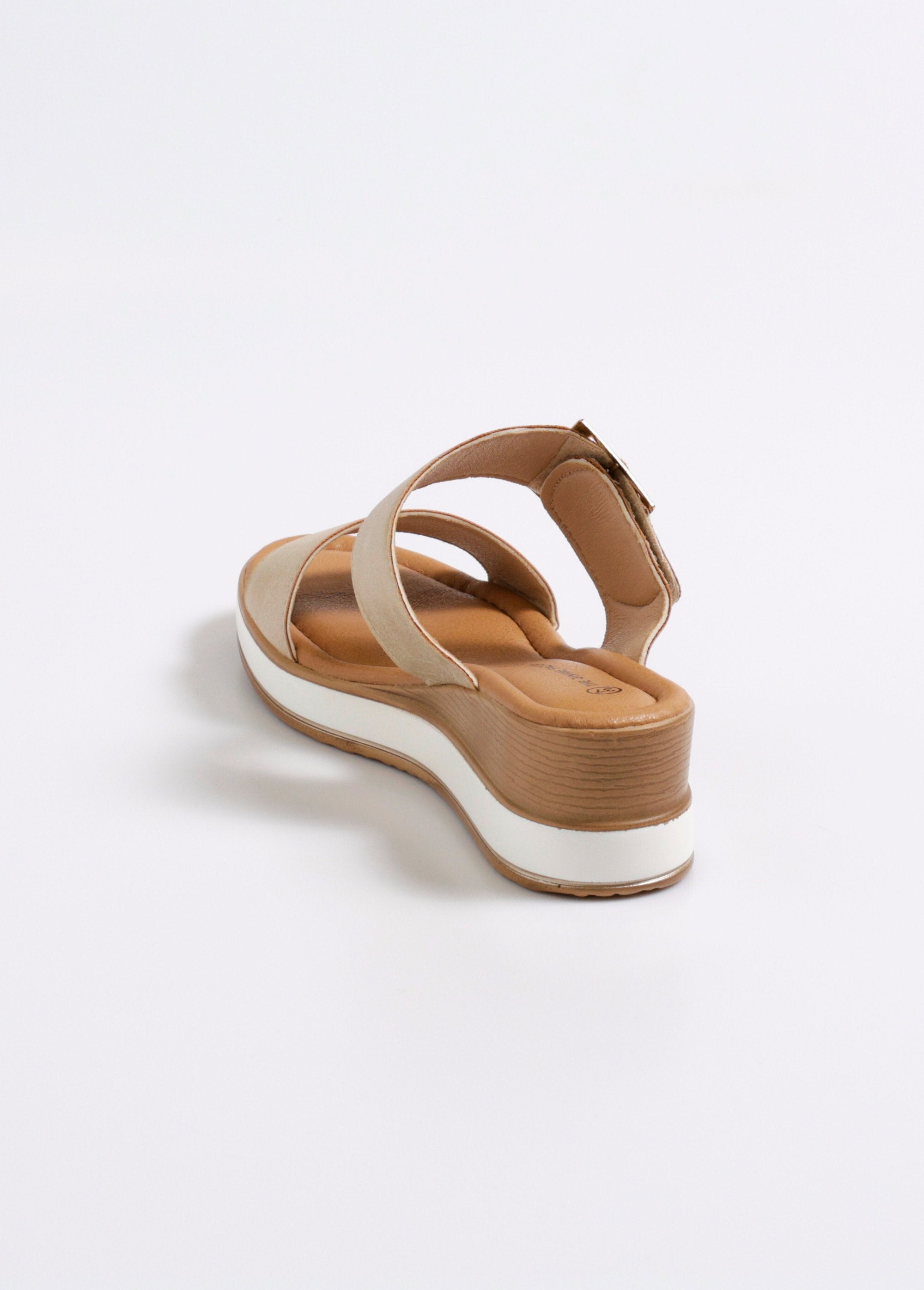 Mulas_de_cunha_com_tira_de_fivela_extravagante_Dore_DO1_slim