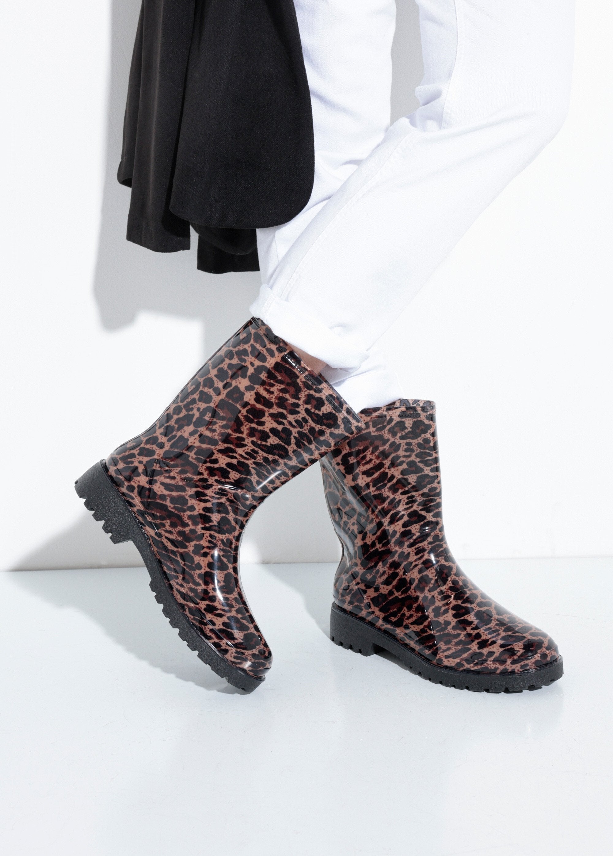 Botas_de_chuva_de_leopardo_com_sola_de_borracha_Leopard_SF1_slim