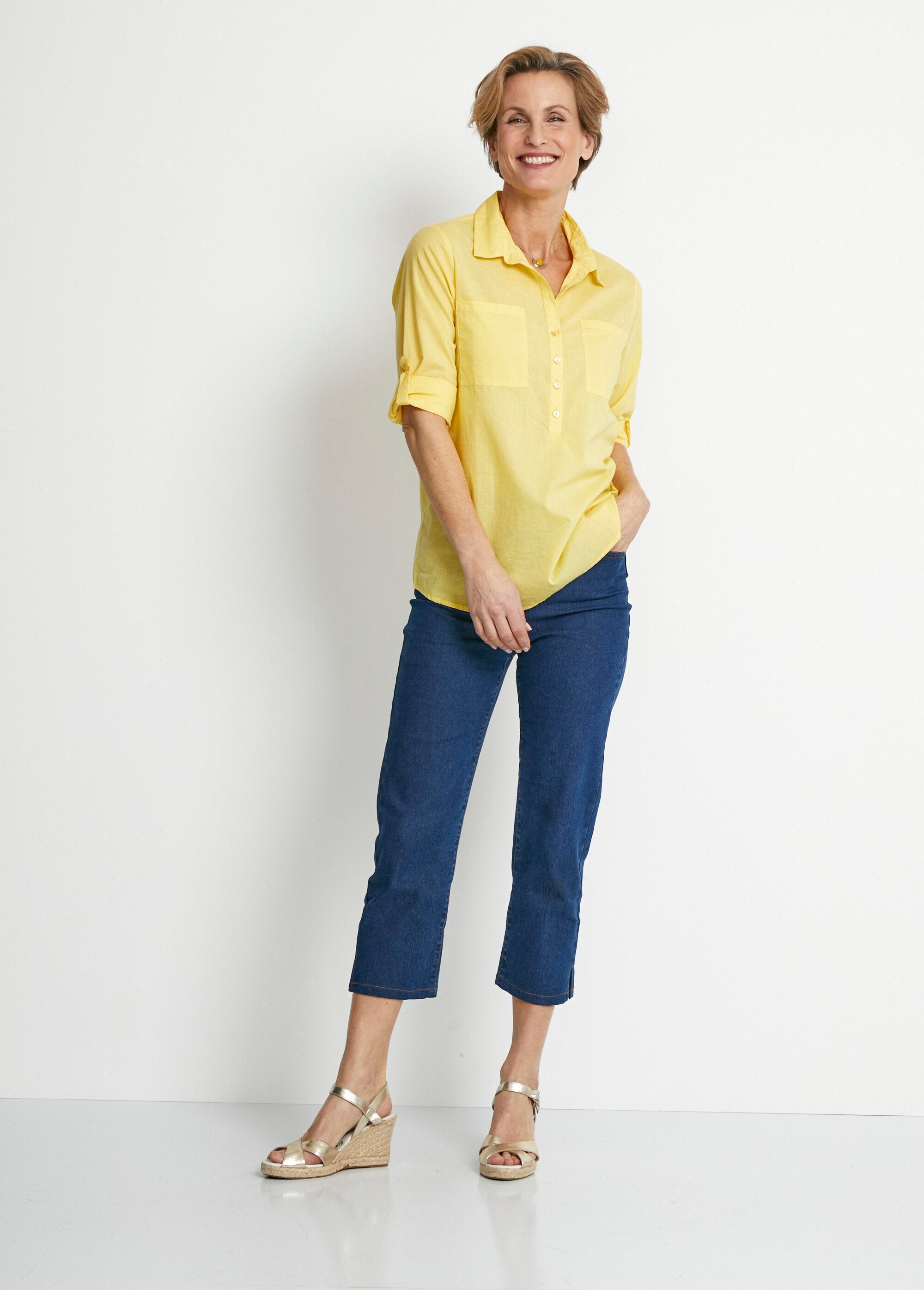 Blusa_longa_de_algodão_estampada_com_botões_Jaune_SF1_slim