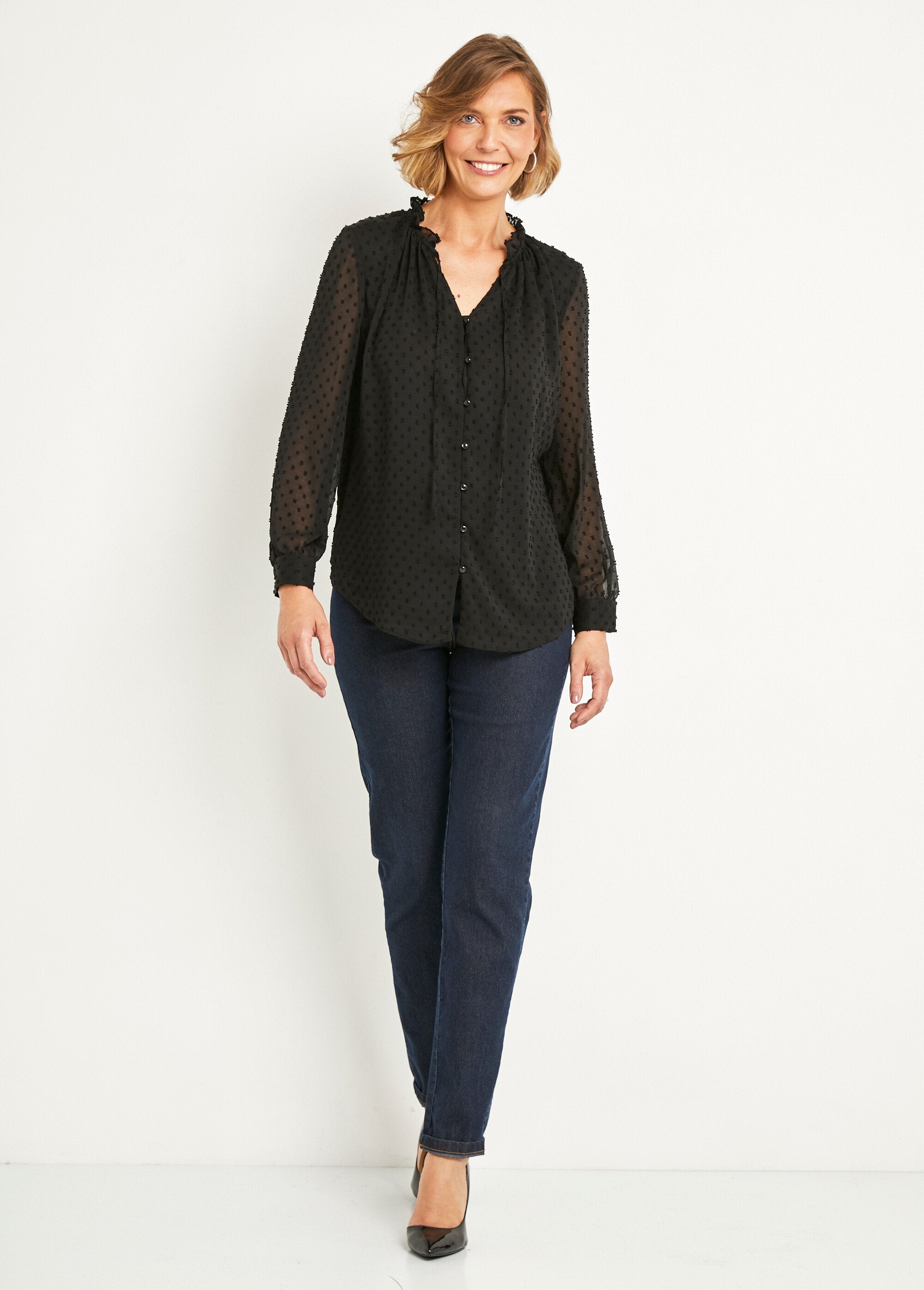 Blusa_lisa_de_voile_plumetis_com_botões_Noir_SF1_slim