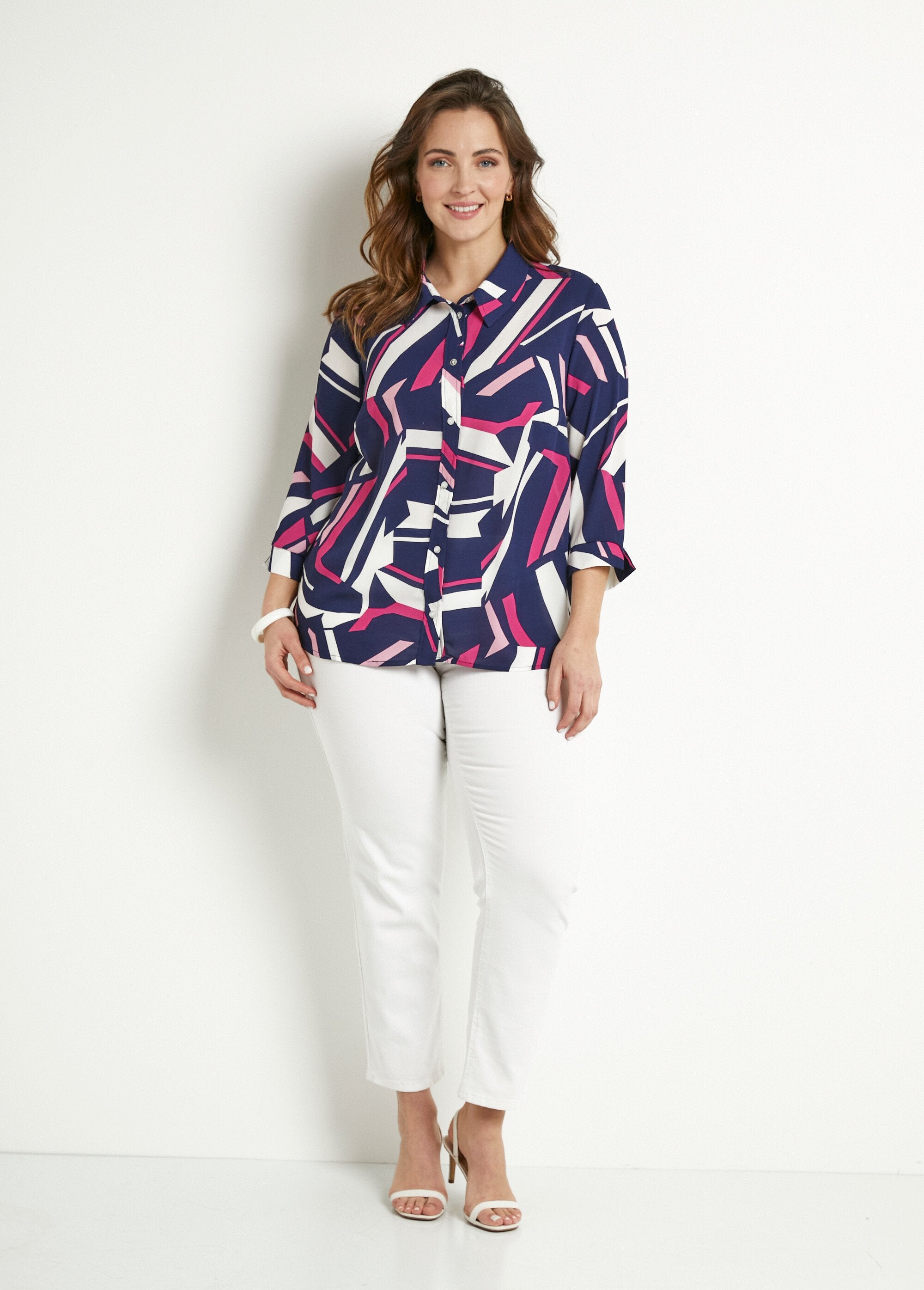 Blusa_gráfica_reta_com_manga_3/4_Marinha_e_fúcsia_SF1_curvy