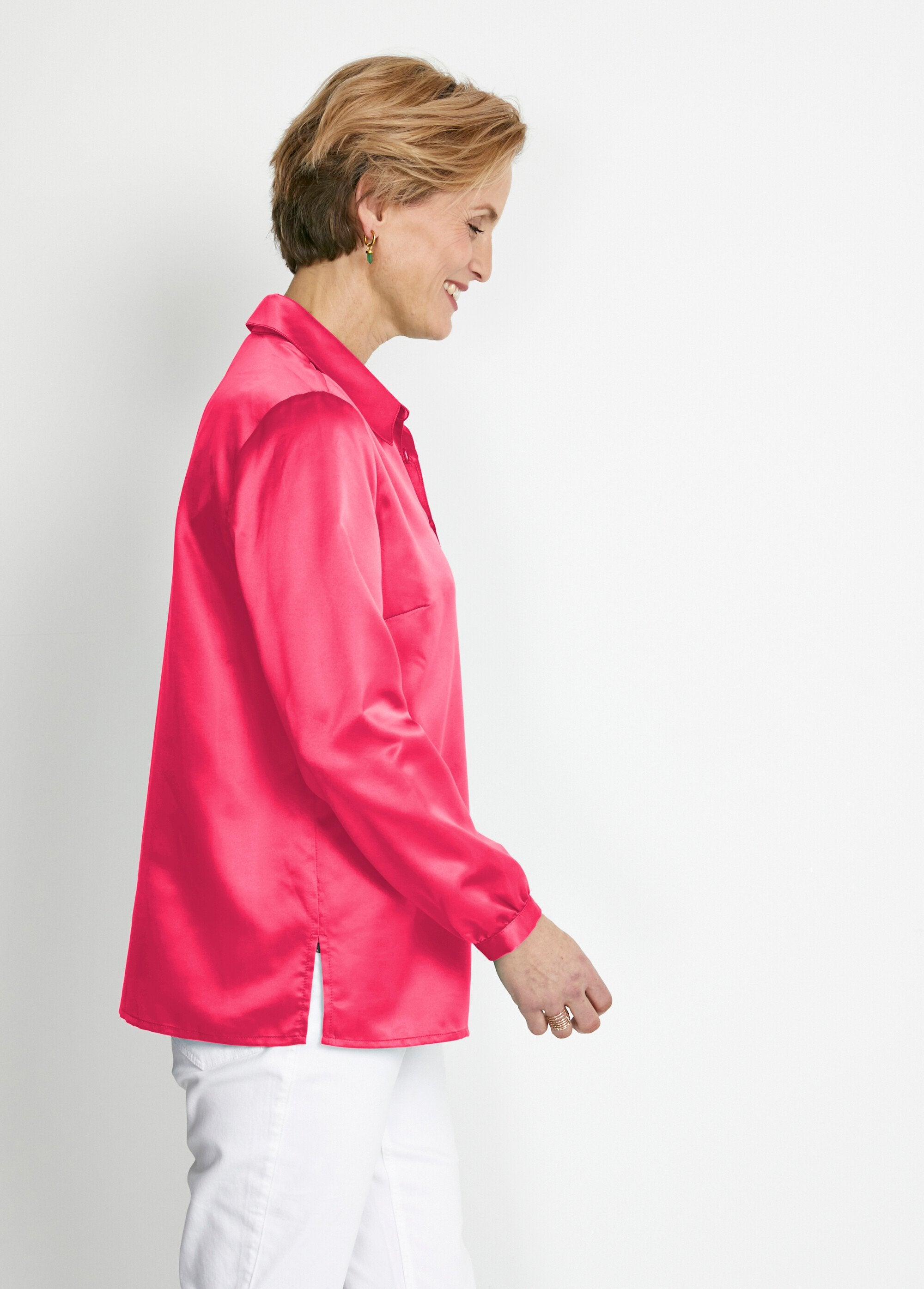 Blusa_longa_de_cetim_com_botões_retos_Uni_fuchsia_DR1_slim