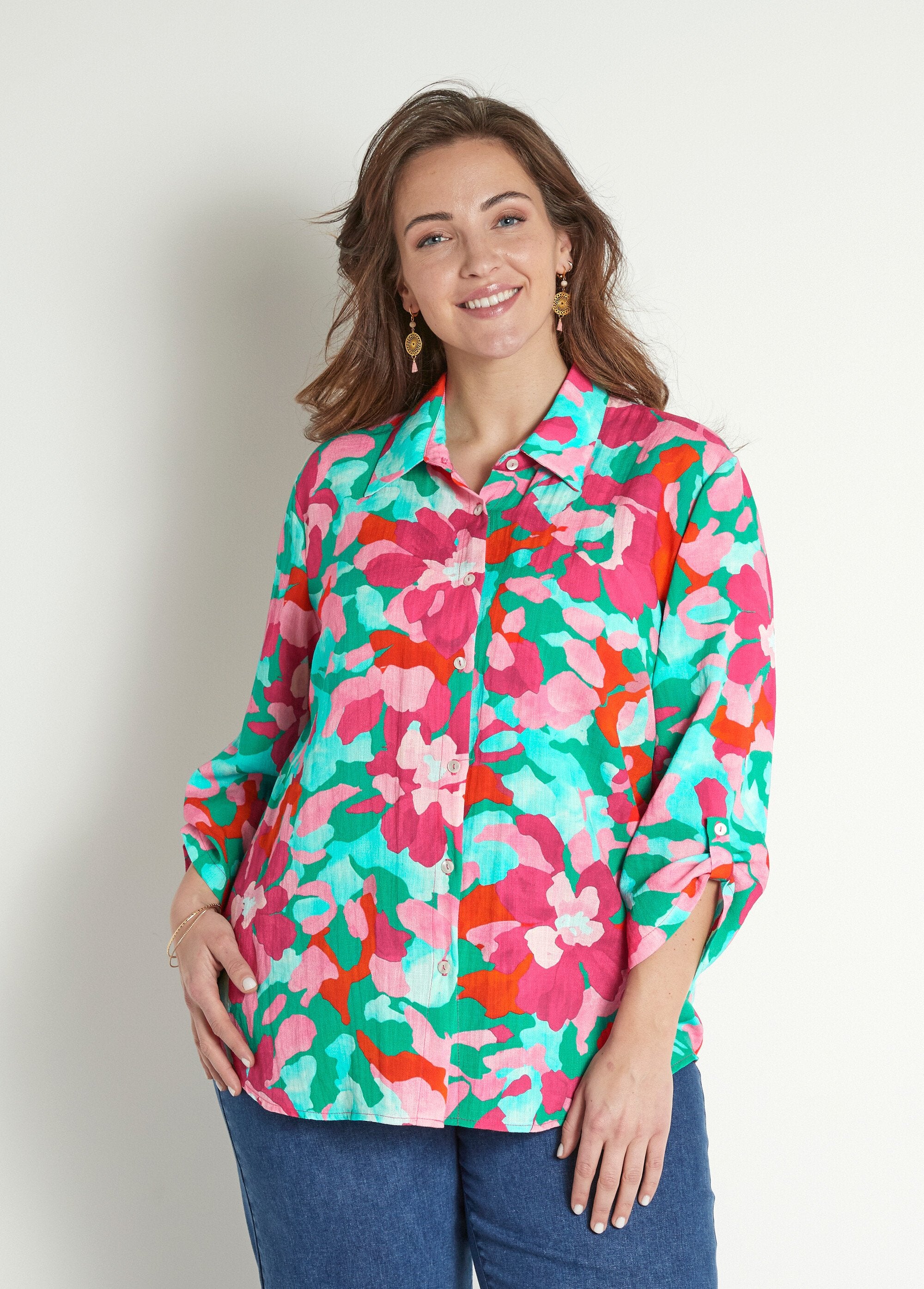 Blusa_longa_floral_com_mangas_3/4_enroladas_Rose_et_bleu_FA1_curvy