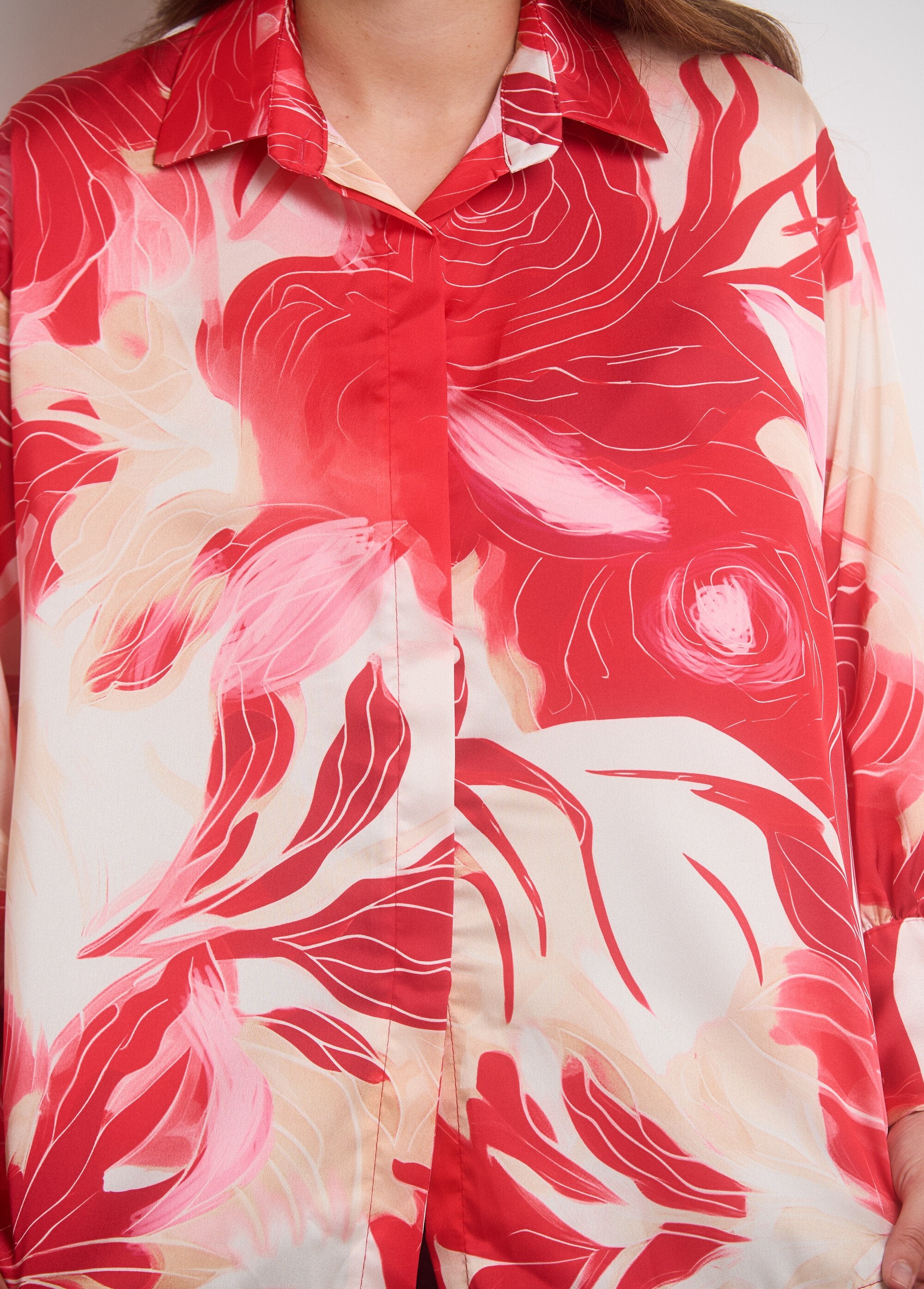 Blusa_de_cetim_floral_manga_longa_Rouge_et_rose_DE3_slim