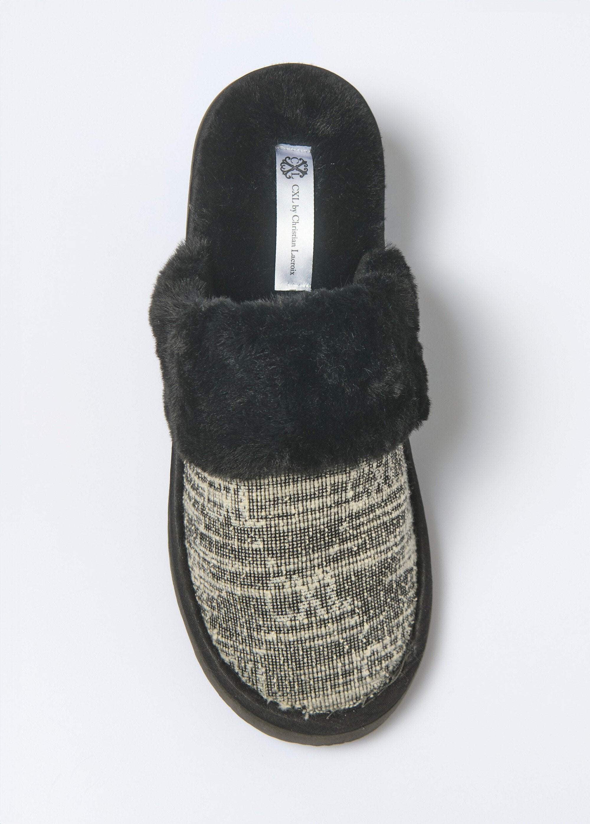 Pantufas_de_mula_com_acabamento_em_pele_Noir_OV1_slim