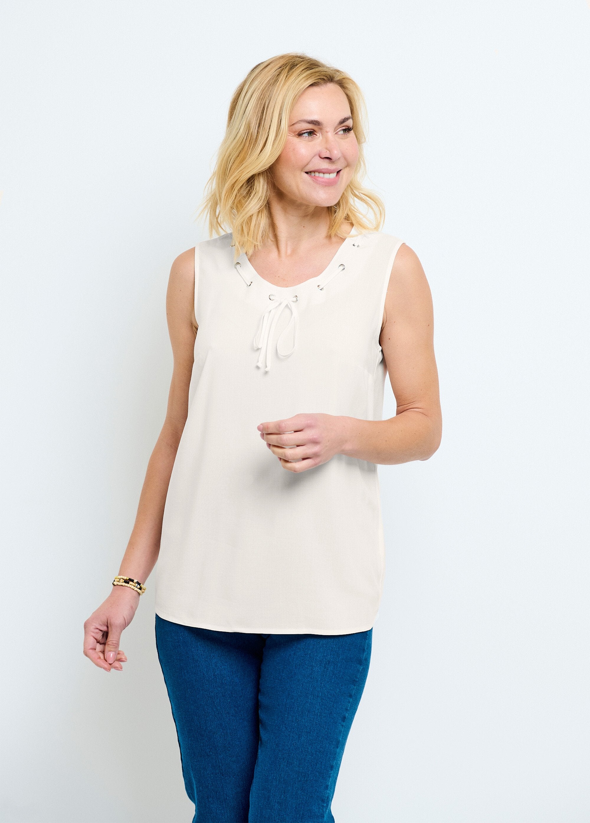 Regata_longa_de_gola_redonda,_lisa_ou_estampada_Ecru_FA2_slim