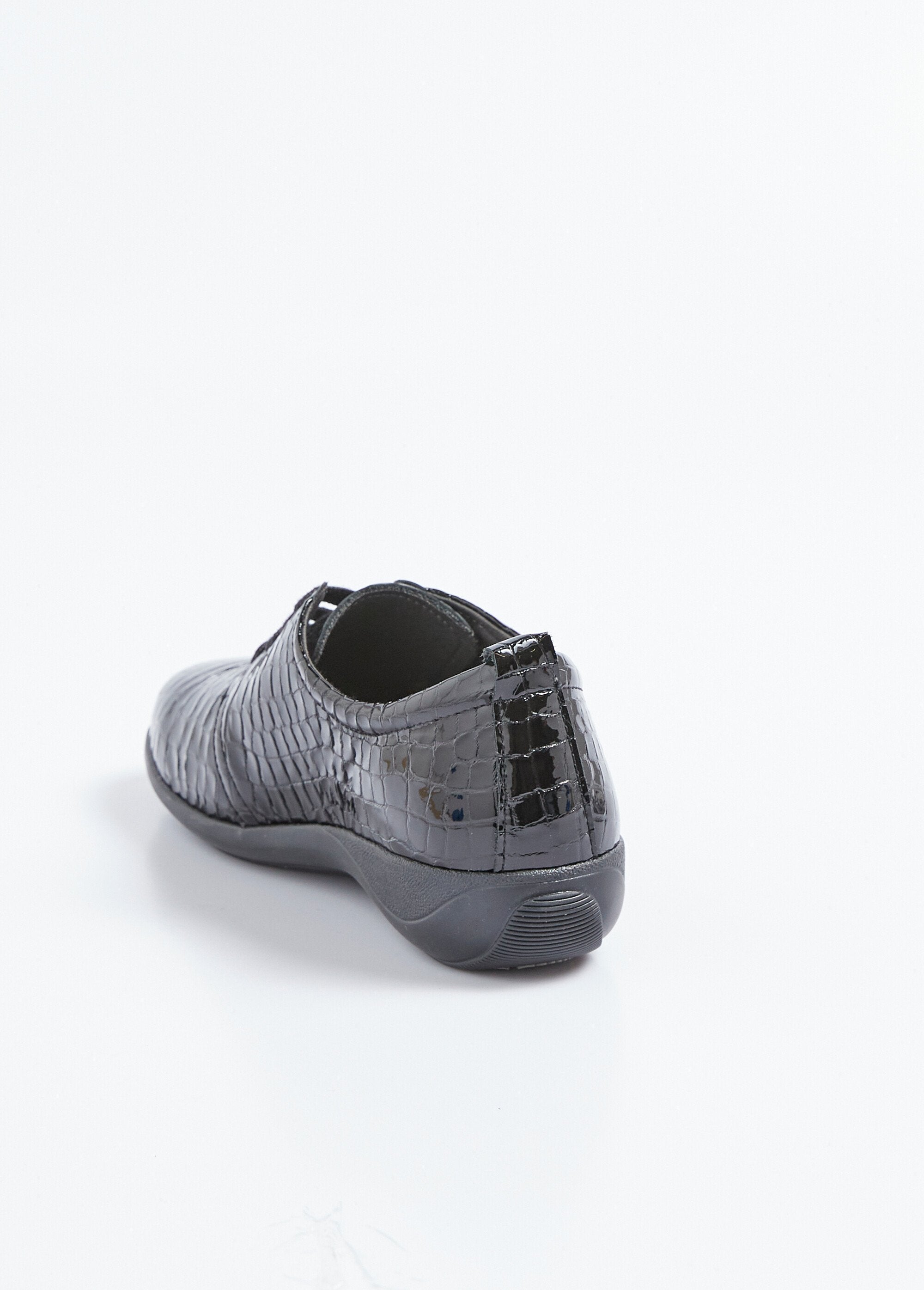 Derbys_largos_de_couro_envernizado_com_efeito_réptil_e_cadarço_Vernis_noir_DO1_slim