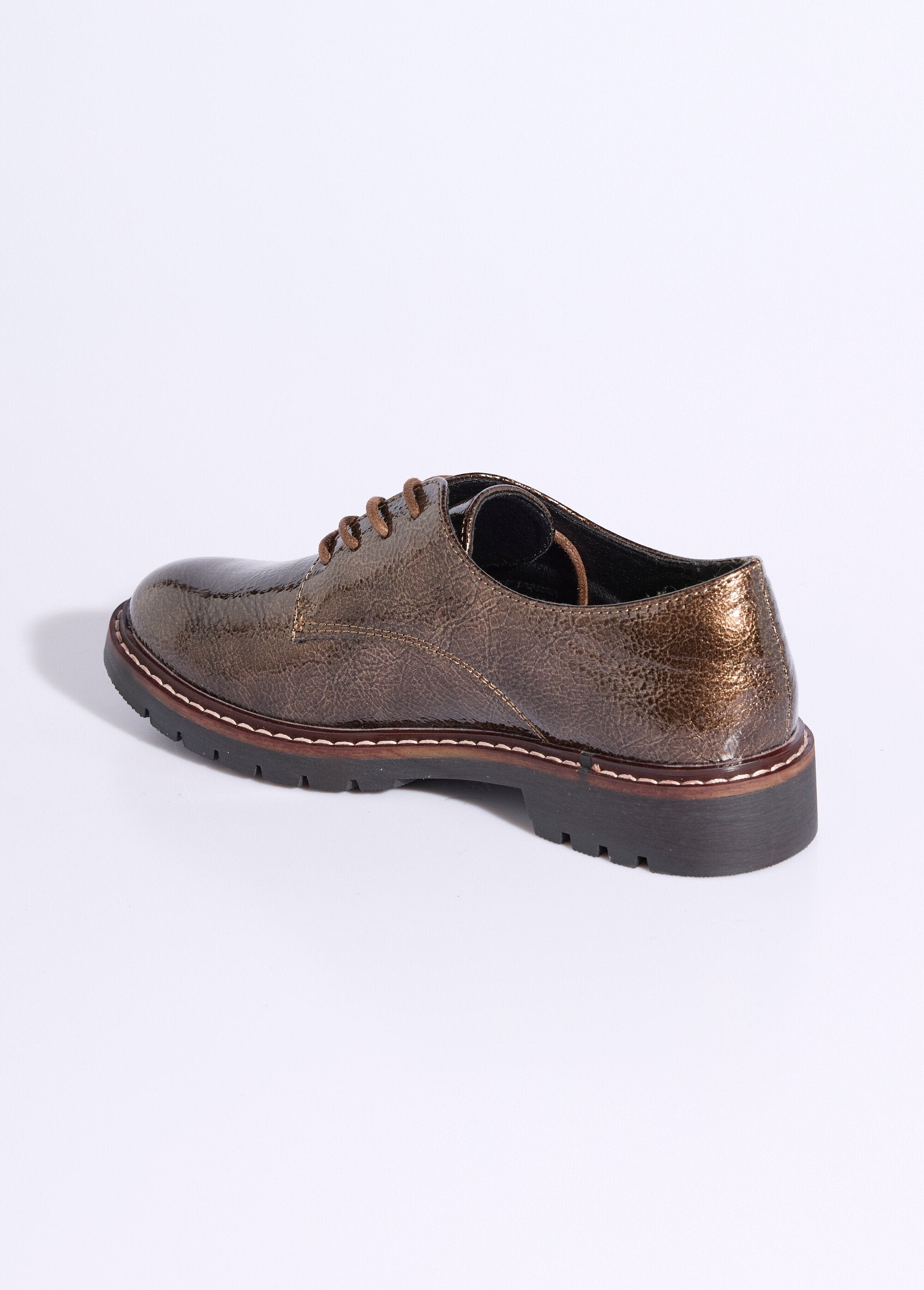 Derbies_com_atacadores_em_verniz_na_moda_Bronze_DO1_slim
