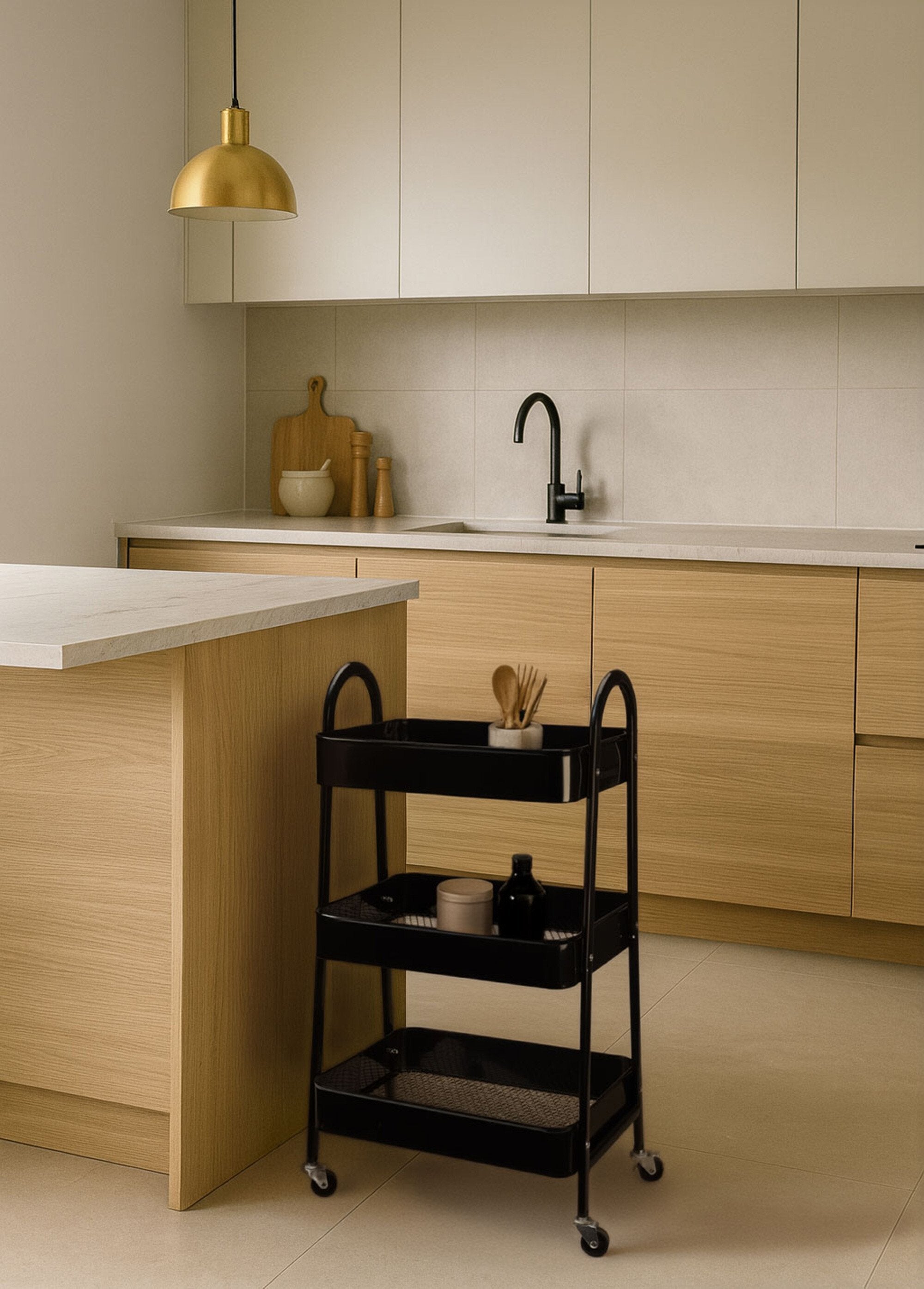 Aparador_de_metal_escuro_com_rodízios,_3_níveis_Noir_SF1_slim