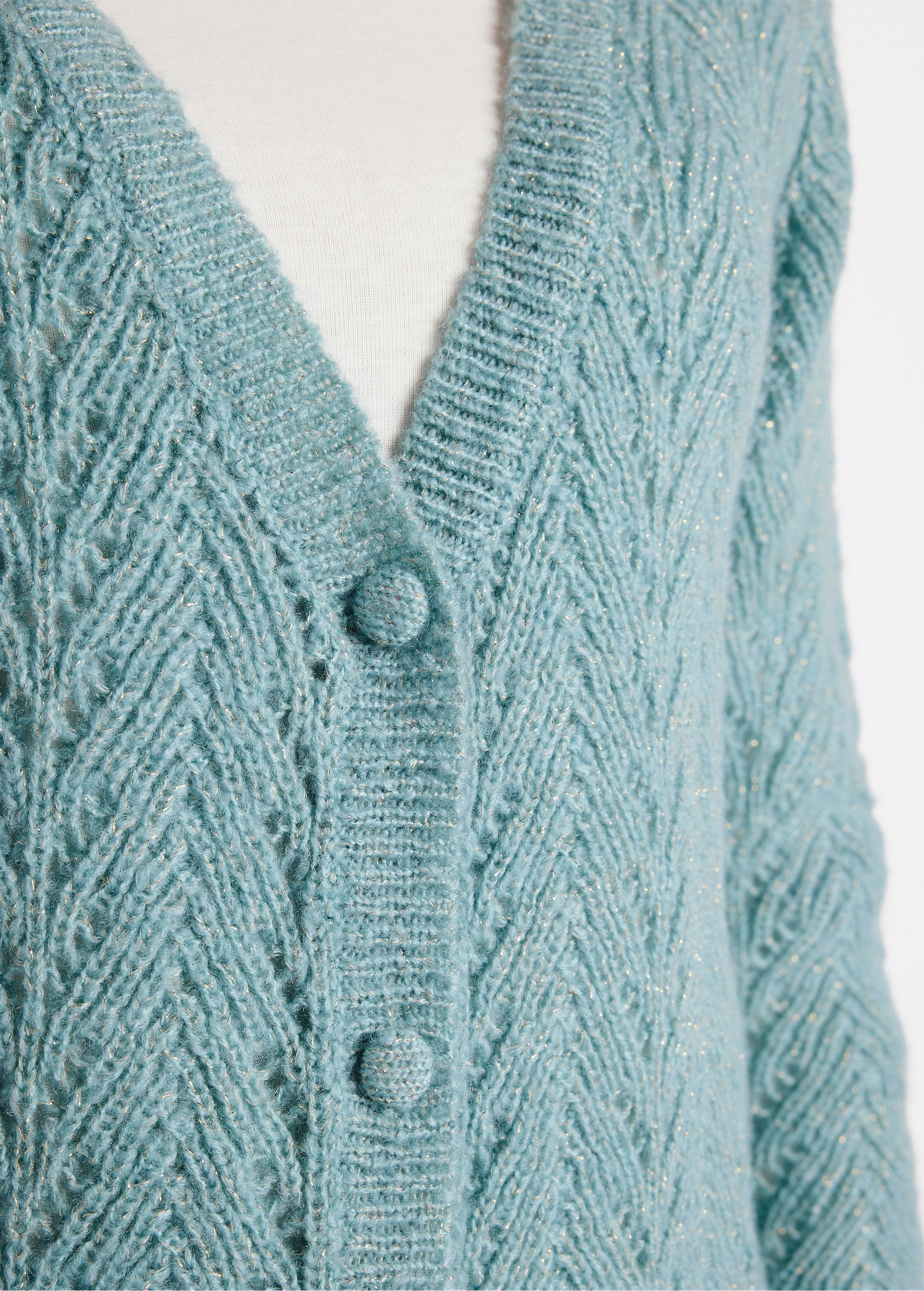 Gilet_boutonné_avec_fibres_recyclées_Aqua_DE1_slim