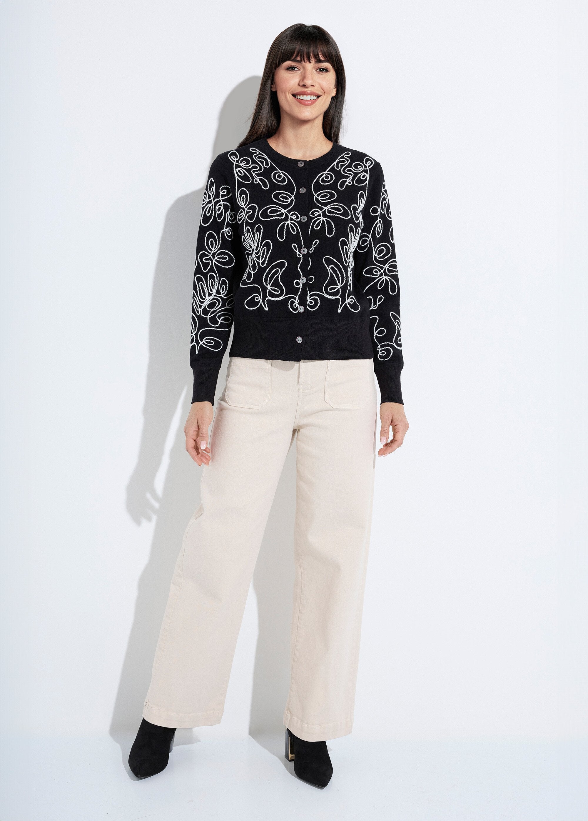 Colete_cardigan_curto_bordado_com_botões_Noir_et_ecru_SF1_slim