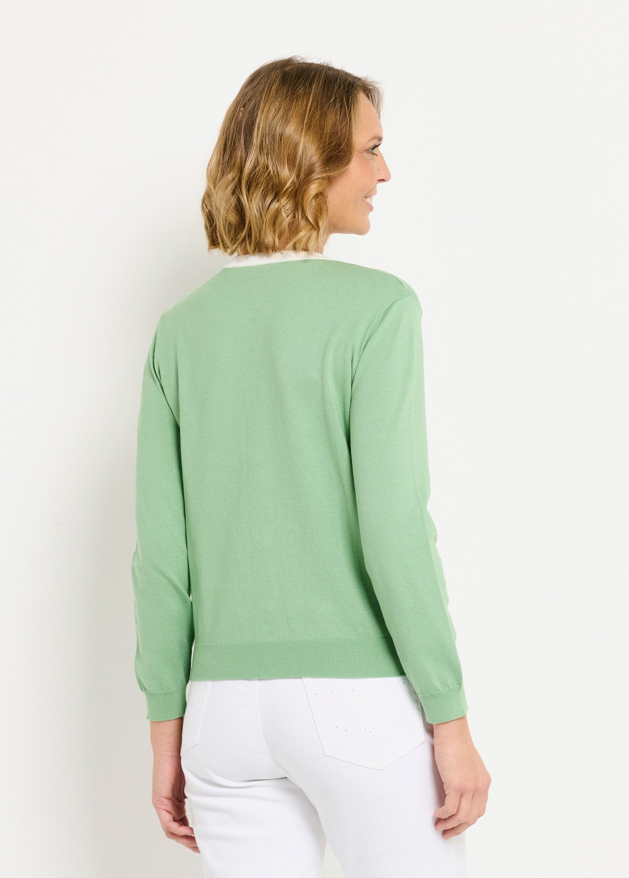 Colete_cardigan_macio_com_gola_redonda_e_botões_Vert_d_eau_DO1_slim