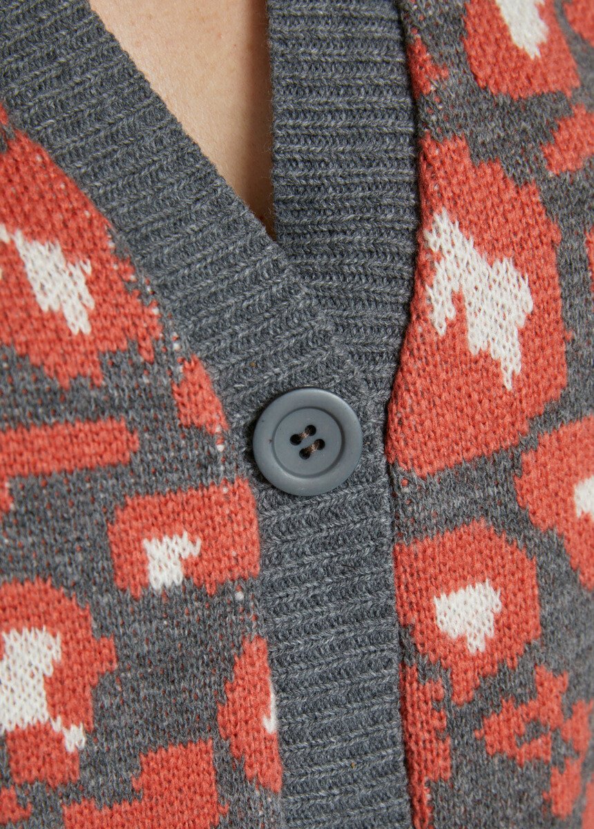 Colete_curto_com_botões_em_jacquard_leopardo_Gris_et_tomette_DE2_slim