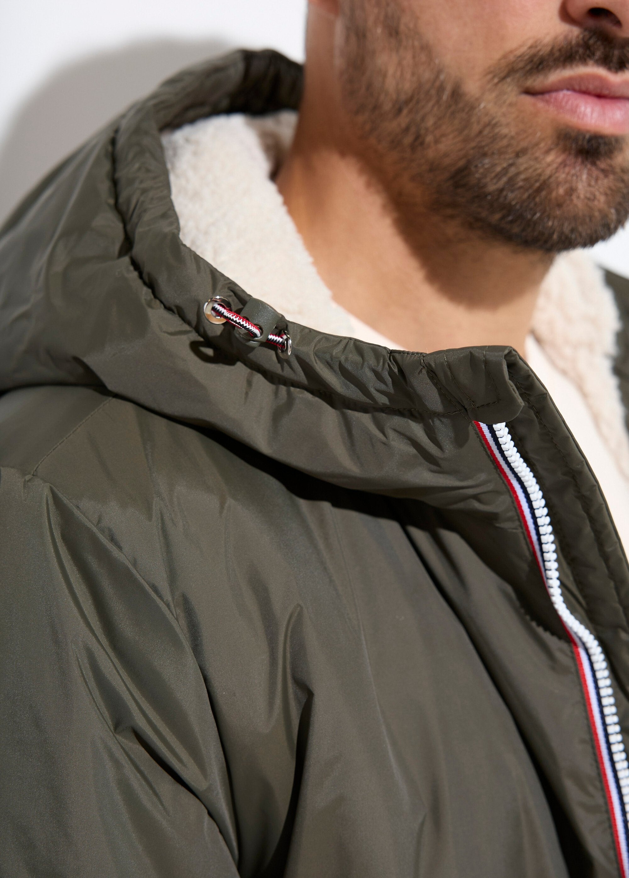 Parka_comprida,_quente_e_com_forro_repelente_de_água_Kaki_et_ecru_DE1_slim