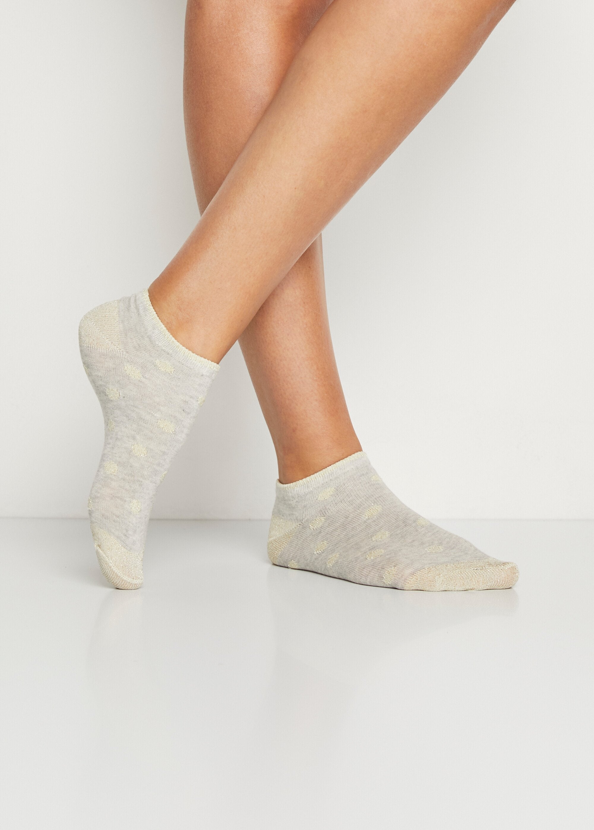 Meias_discretas_com_lurex_Assortis_gris_lot3_DR1_slim