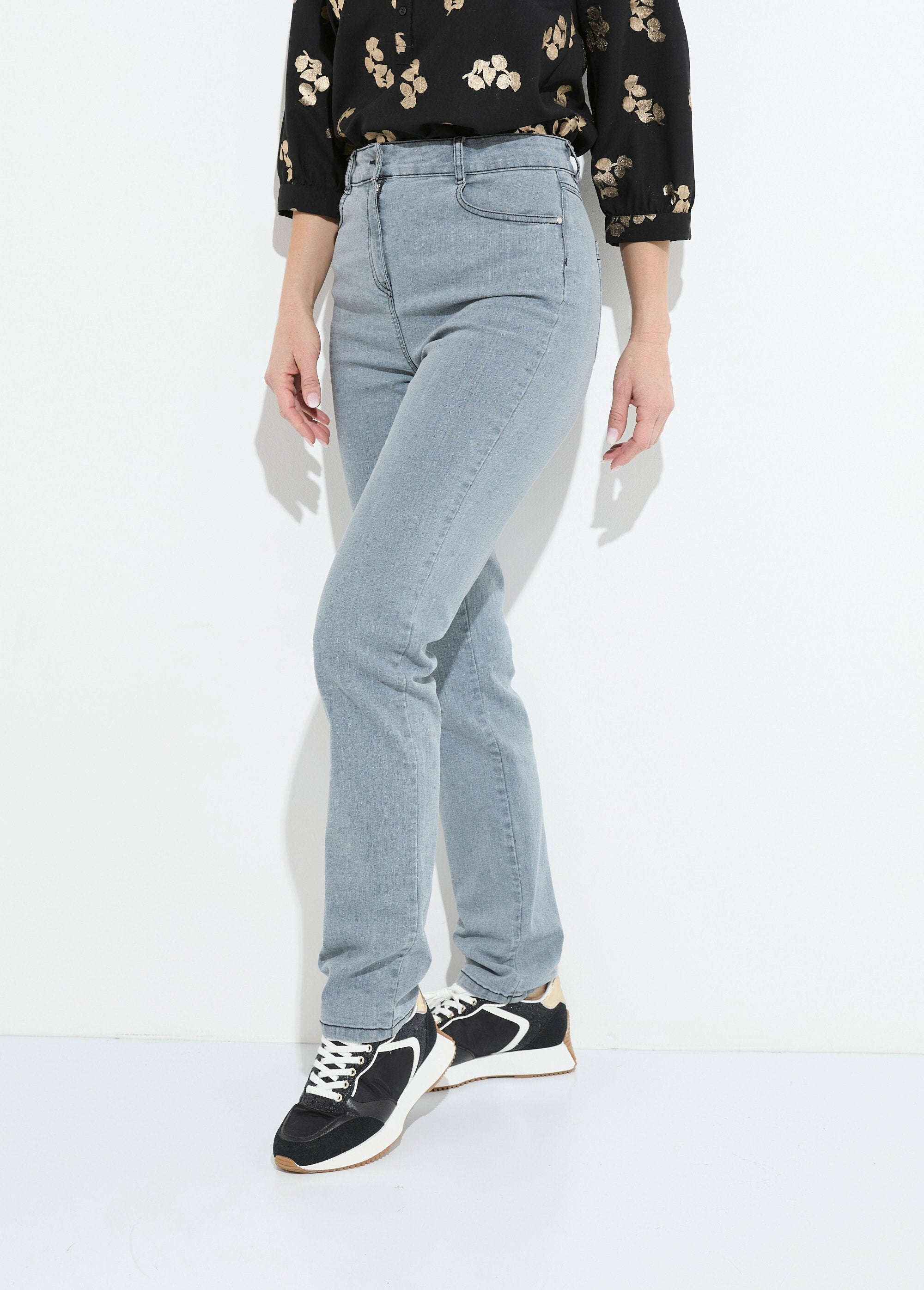 Calça_jeans_de_5_bolsos_com_cós_de_algodão_elástico_Gris_FA1_slim