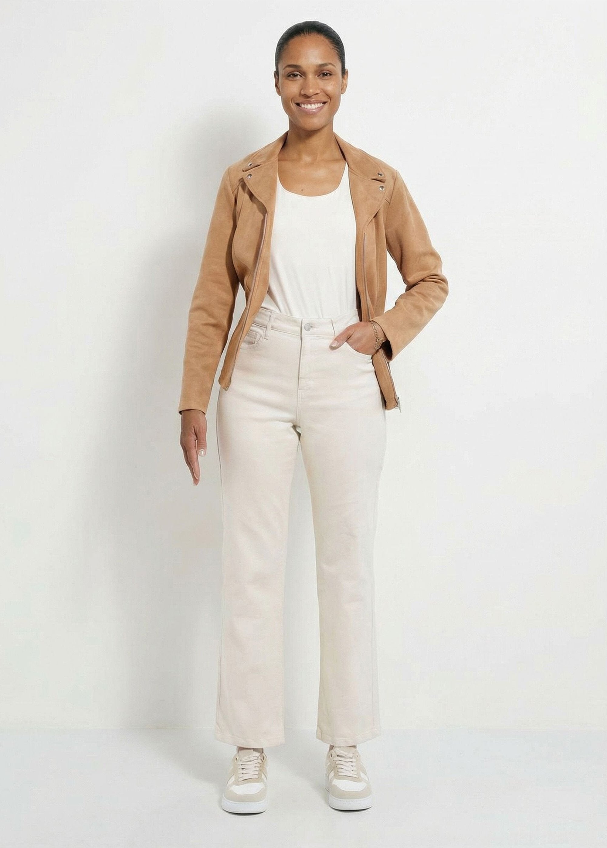 Calça_jeans_reta_de_cintura_alta_colorida_com_5_bolsos_Ecru_SF1_slim