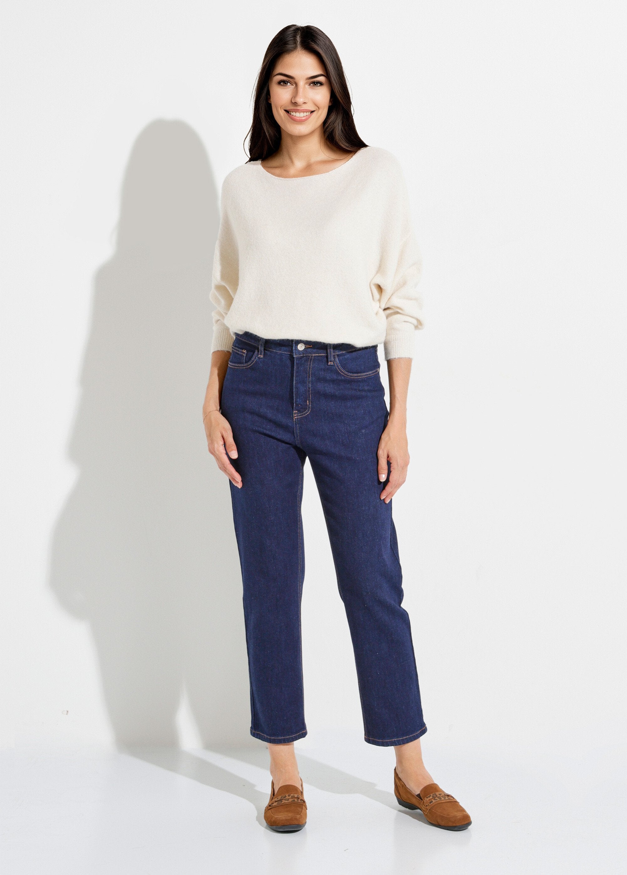 Calça_jeans_mom_jeans,_especial_PLUS_SIZE_Bleu_brut_SF1_slim