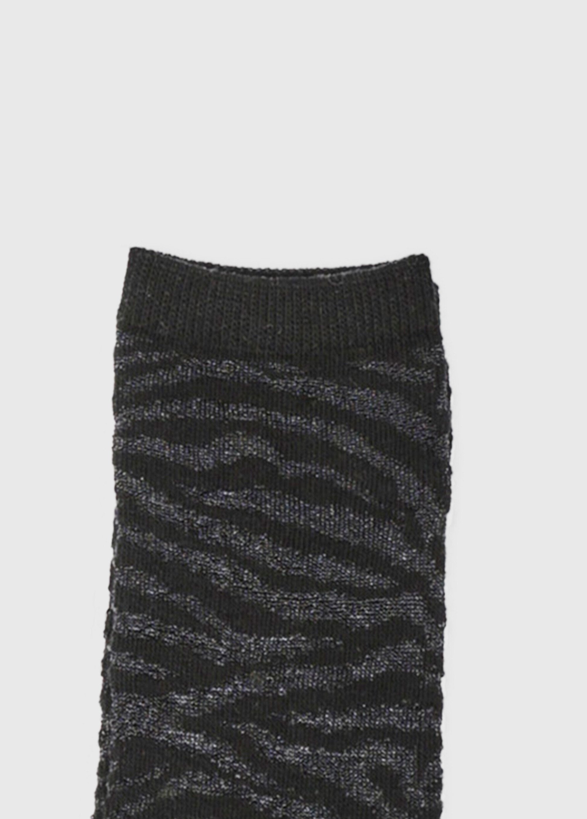 Conjunto_de_3_meias_com_padrões_de_strass_Noir_et_zebre_DE3_slim