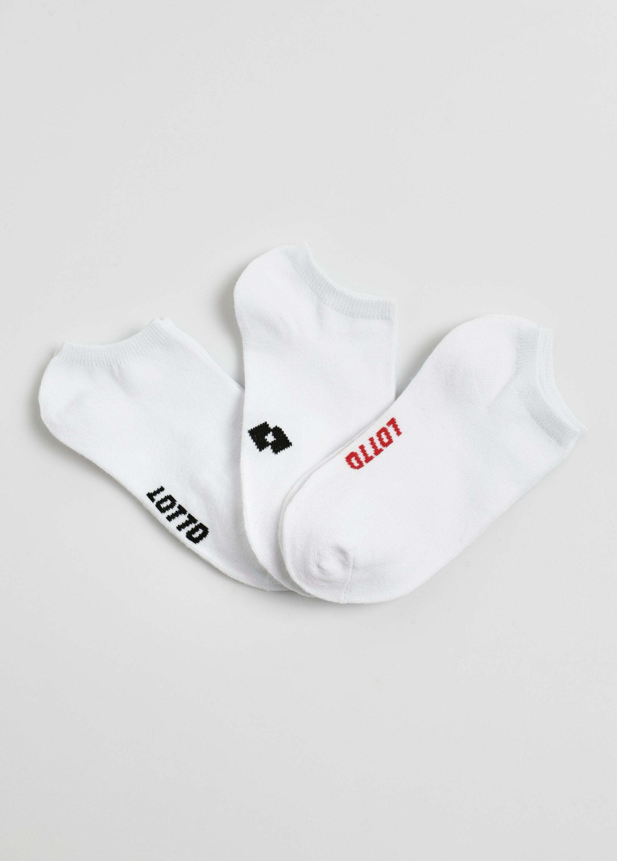 Pacote_de_3_meias_com_logo_baixo,_escuras_Blanc_FA1_slim