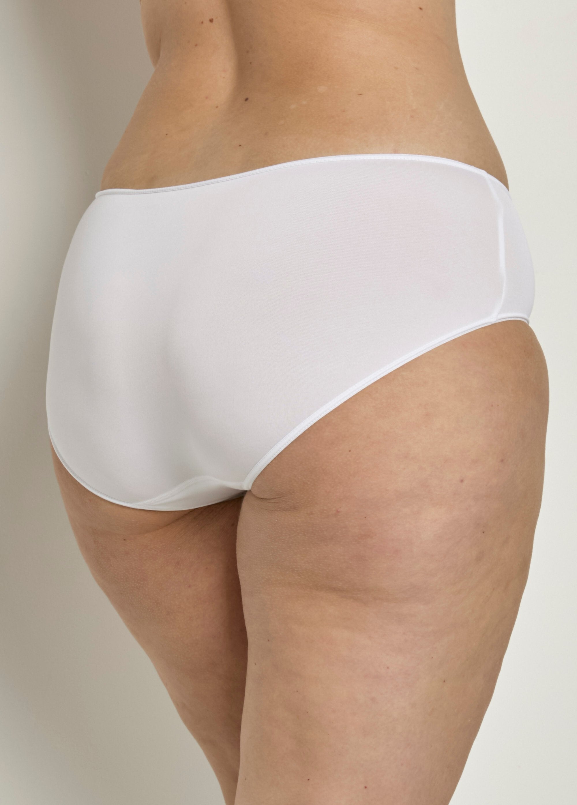 Senhorita_Maria®_-_Calcinha_básica_macia_Blanc_DO1_curvy