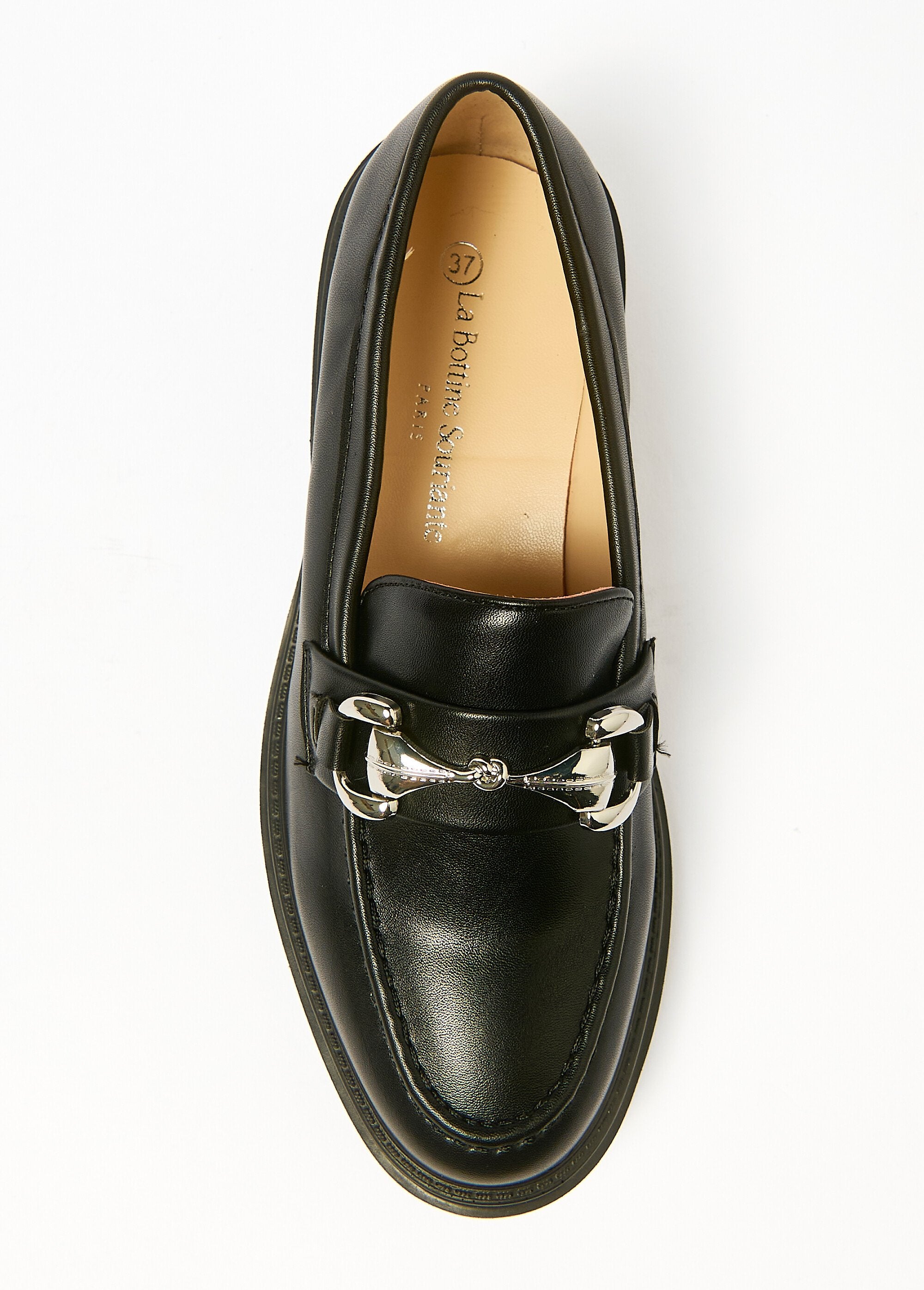 Mocassins_com_sola_entalhada_e_ponta_de_metal_Noir_OV1_slim