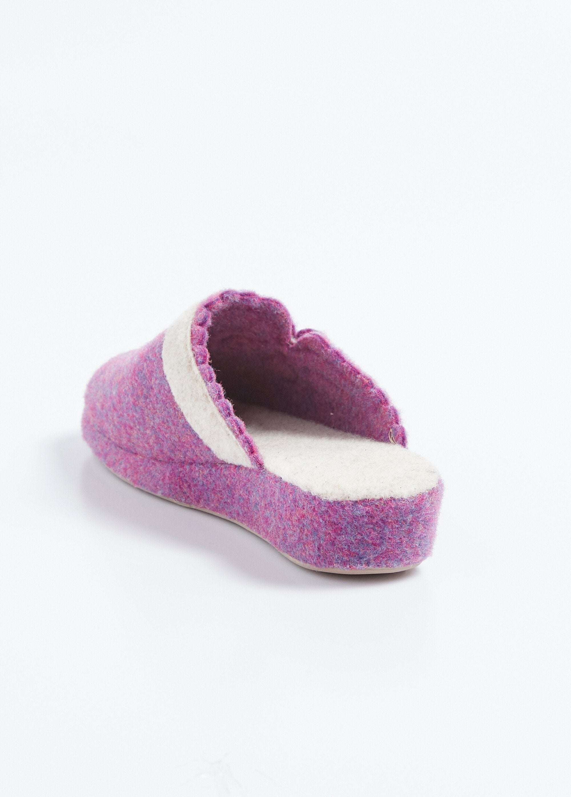 Mule_de_feltro_com_aplique_floral_Parme_DO1_slim