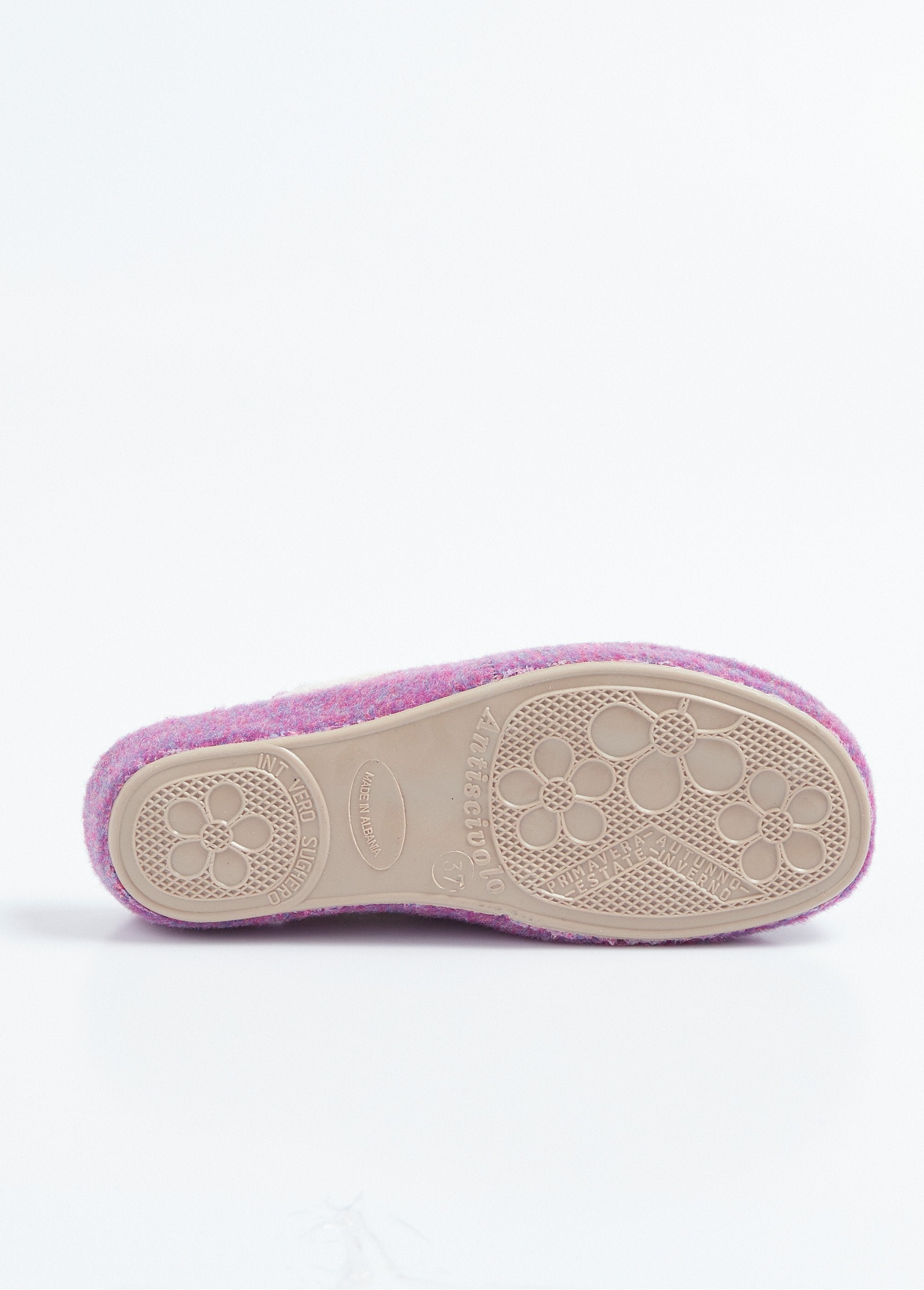 Mule_de_feltro_com_aplique_floral_Parme_UN1_slim