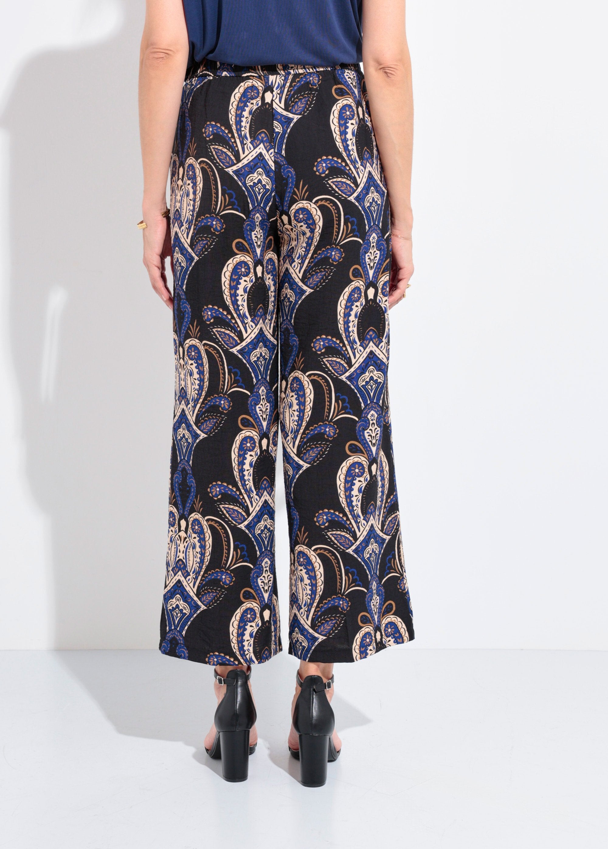 Calças_largas_elásticas_com_estampa_paisley_Marine_DO1_slim