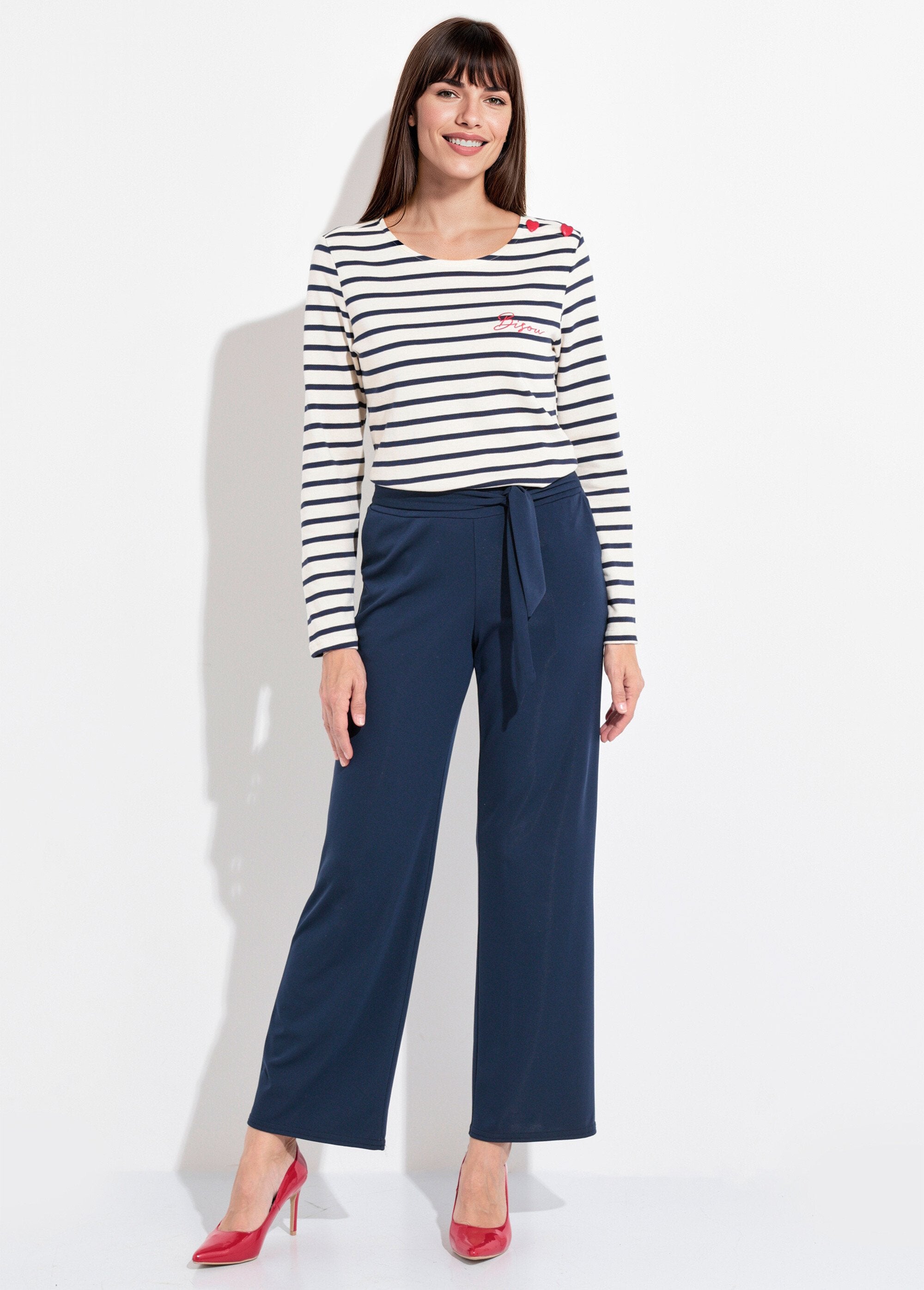 Calça_elástica_e_esvoaçante_com_cinto_Marine_SF1_slim