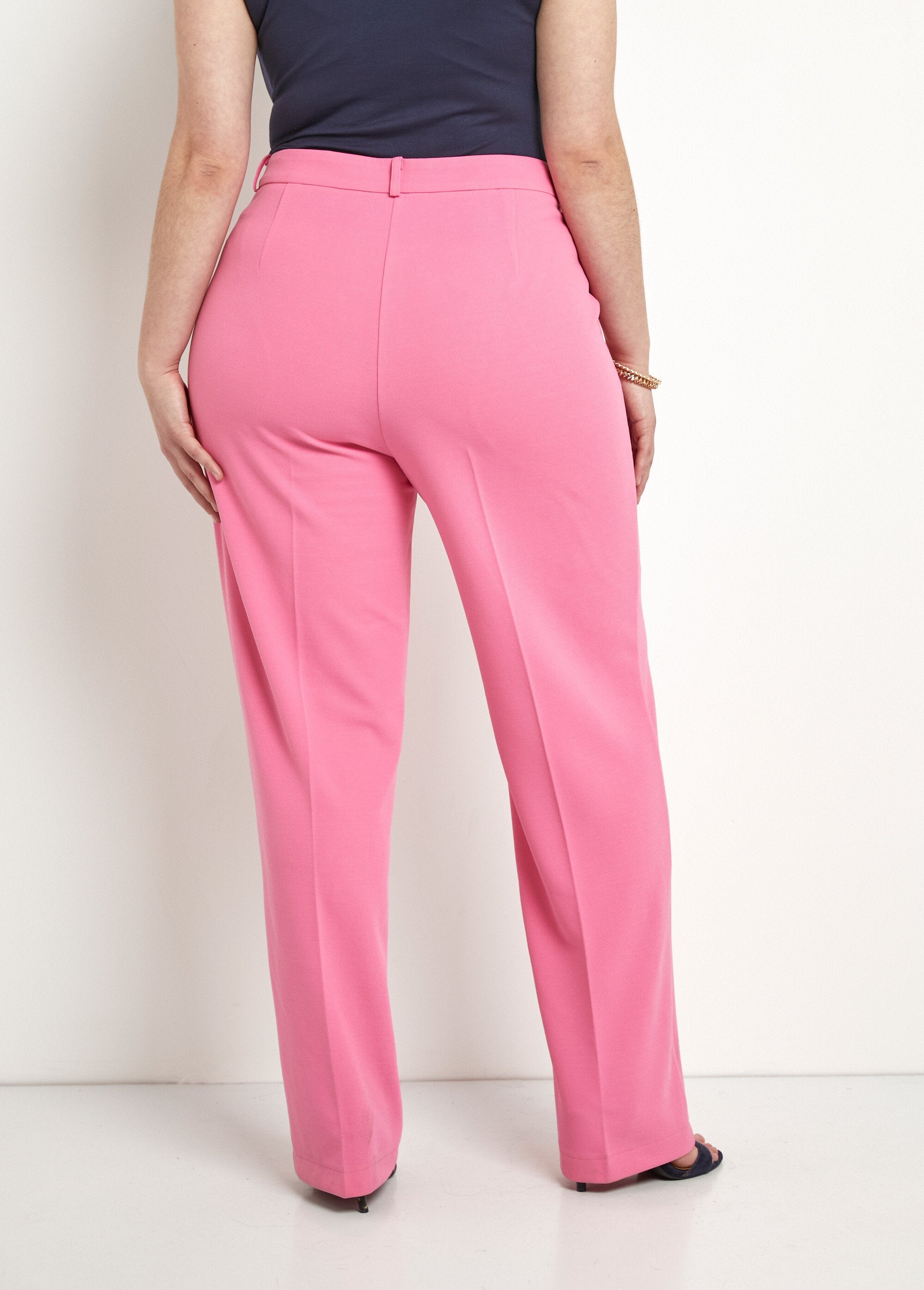 Calças_largas_e_esvoaçantes_Rose_DO1_curvy
