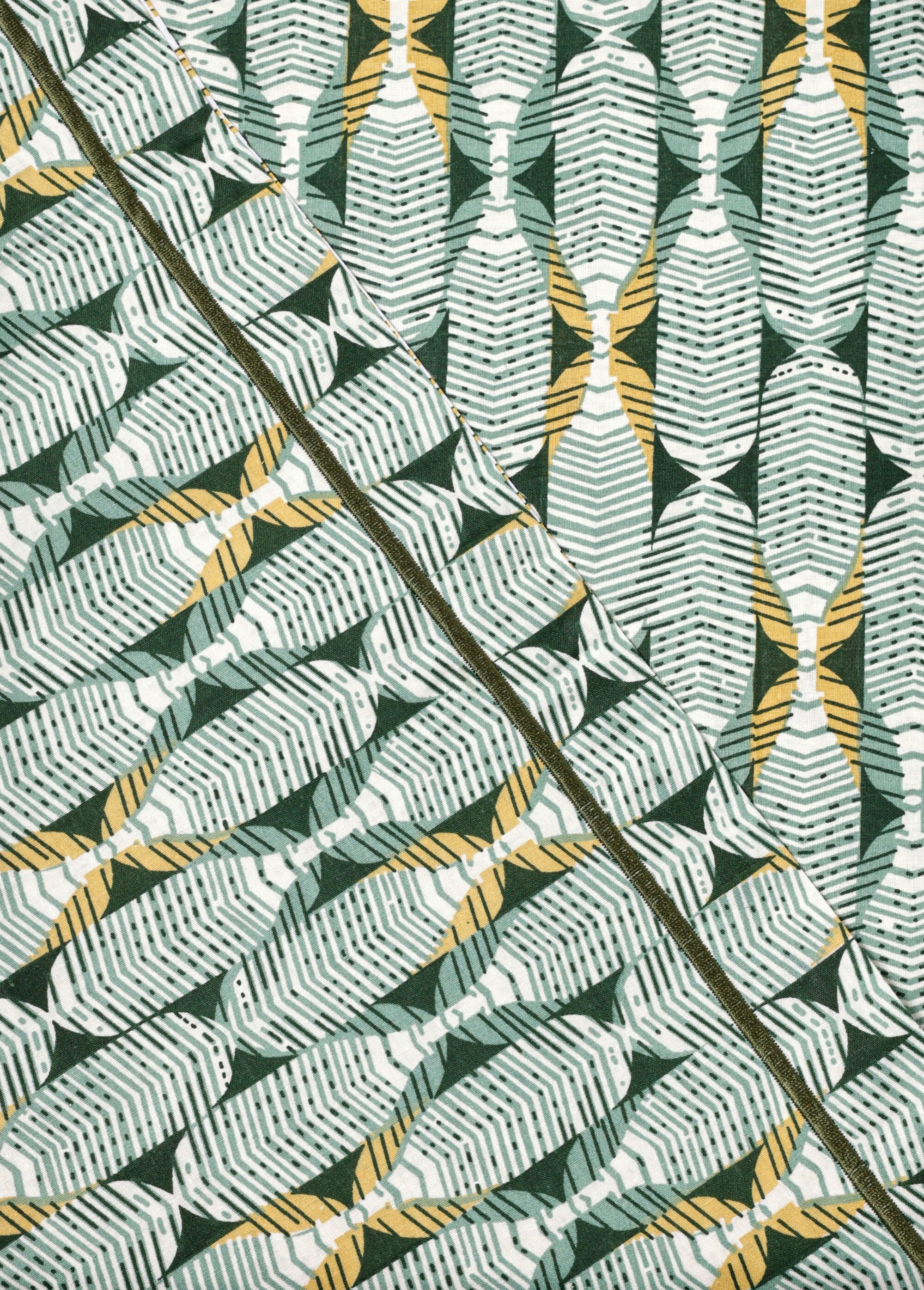 Conjunto_de_cama_de_3_peças_com_capa_de_edredom,_étnico_Imprime_vert_DO1_slim