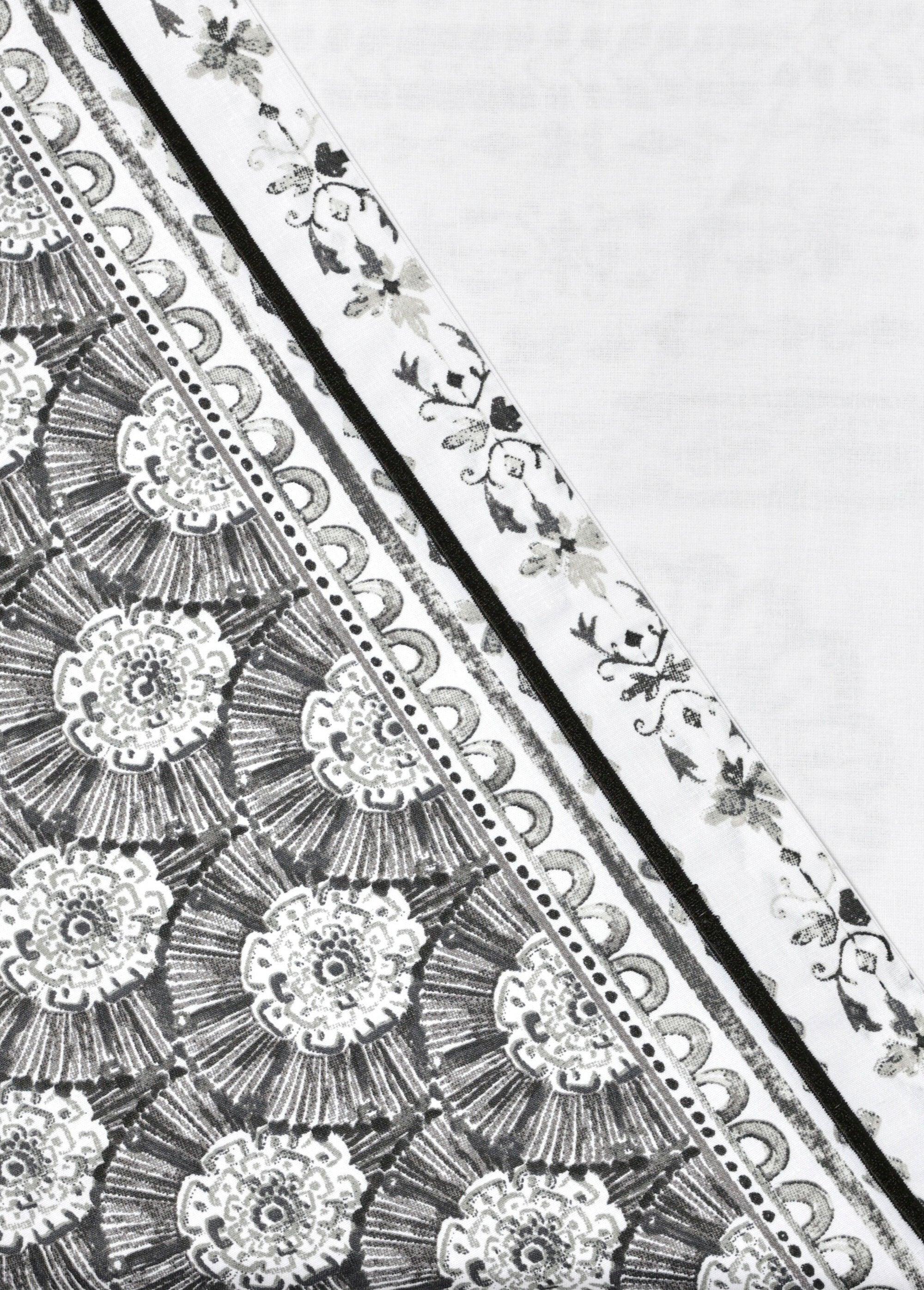 Conjunto_de_cama_de_4_peças_com_lençol_plano_e_ventiladores_Gris_DO1_slim