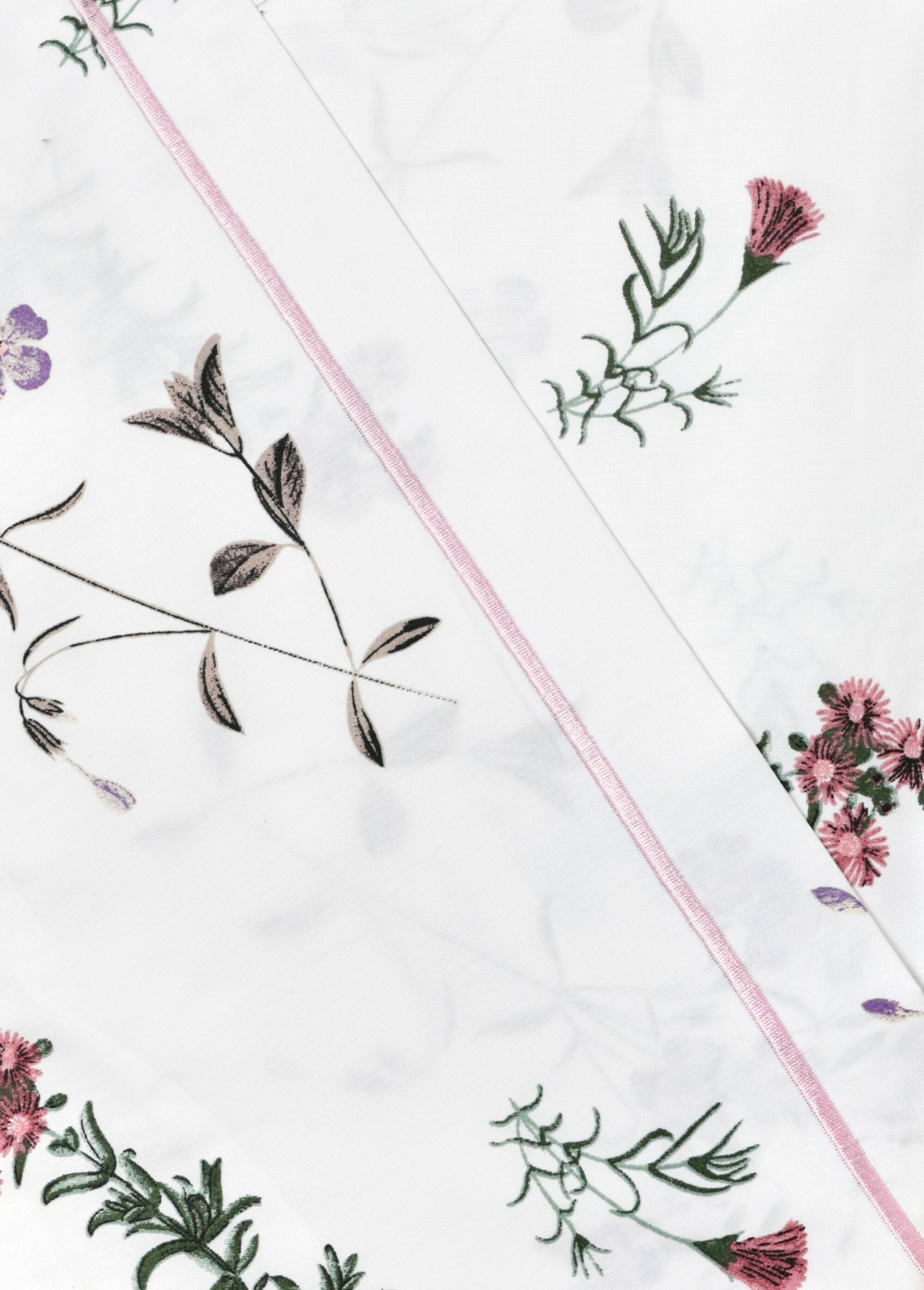 Conjunto_de_cama_de_percal_4_peças_com_lençol_liso,_violetas_Imprime_blanc_DO1_slim