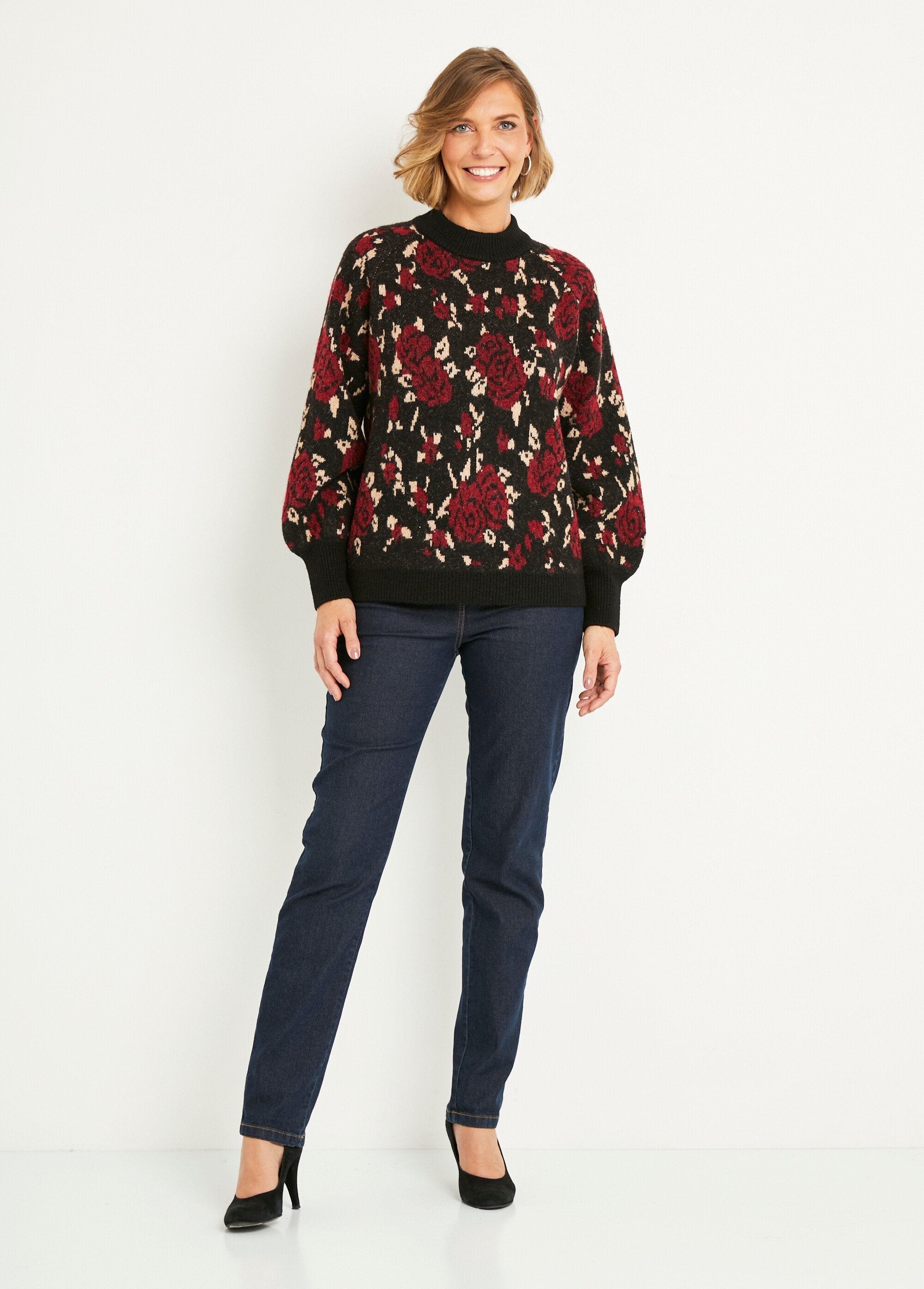 Suéter_jacquard_floral_com_gola_raglan_quente_Noir_et_rouge_SF1_slim