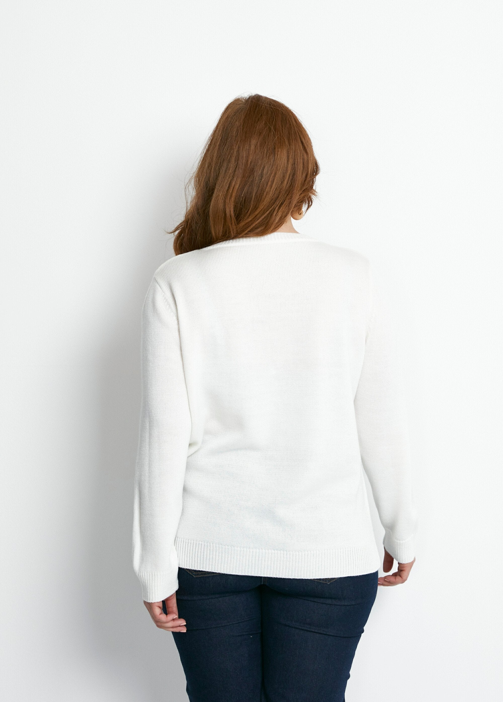 Suéter_de_gola_redonda_com_bordados_e_contas_Ecru_DO1_curvy