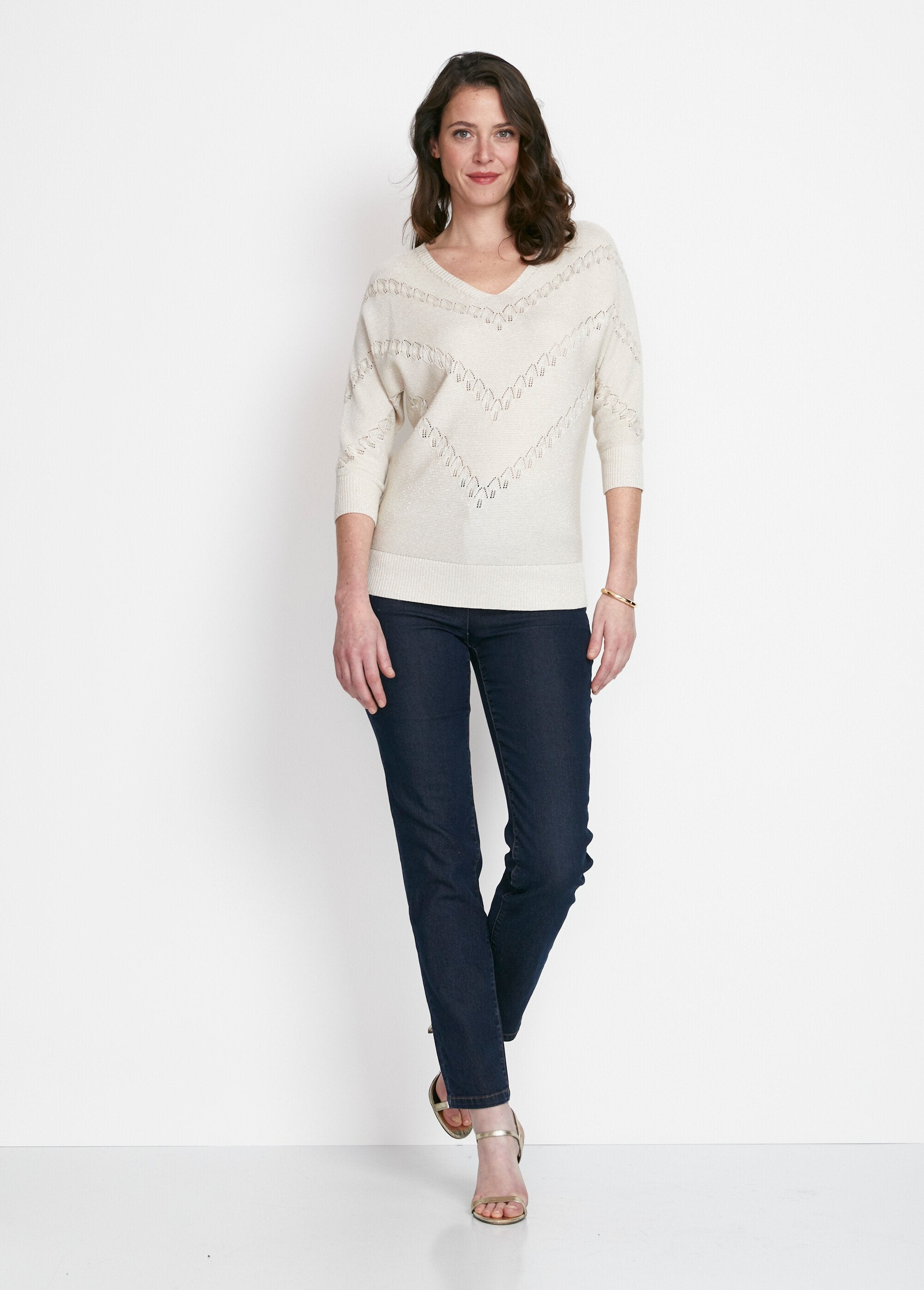 Camisola_de_malha_brilhante_com_orifícios_Beige_SF1_slim