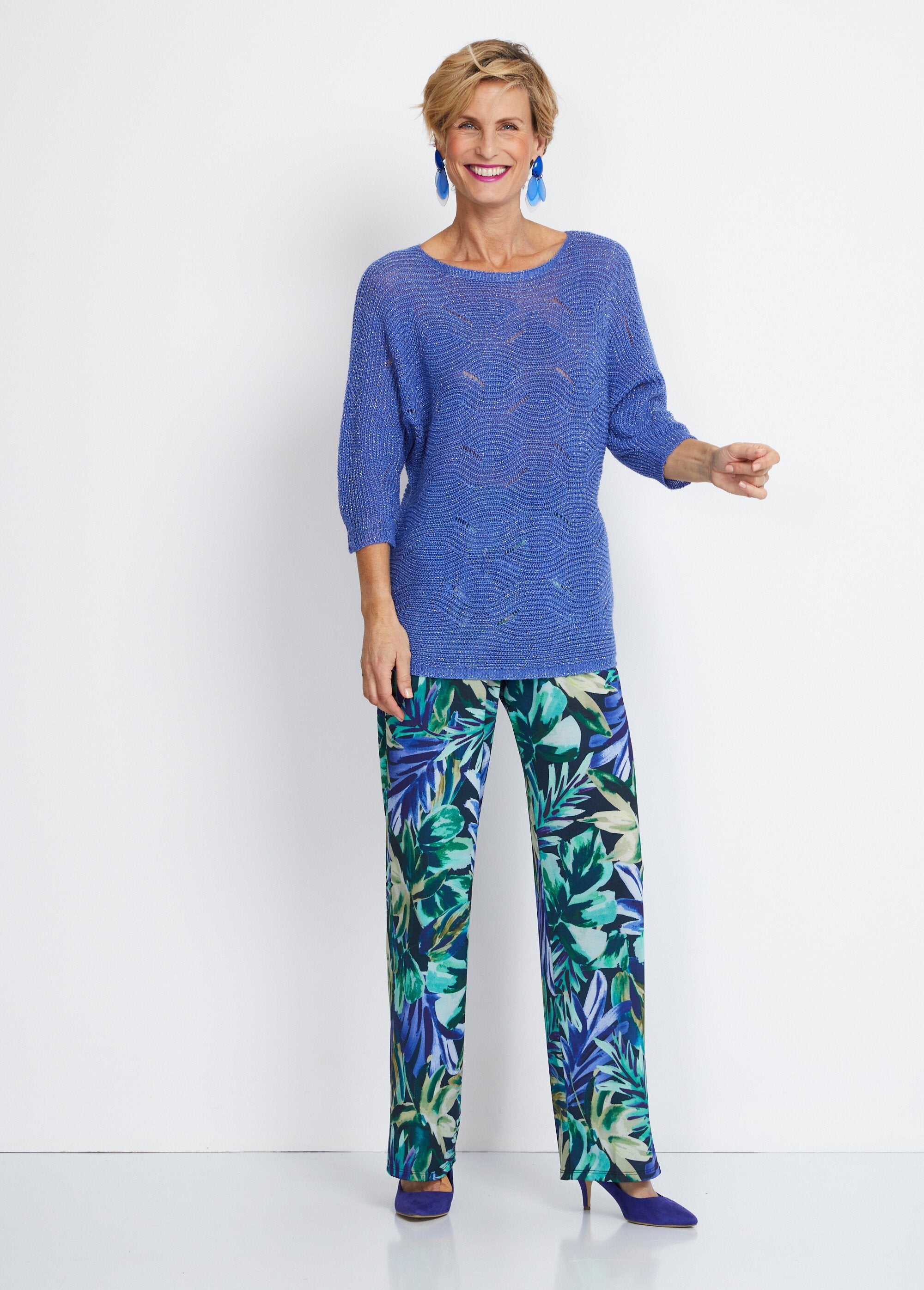 Camisola_de_malha_aberta_com_volume_em_caixa_Bleu_SF1_slim