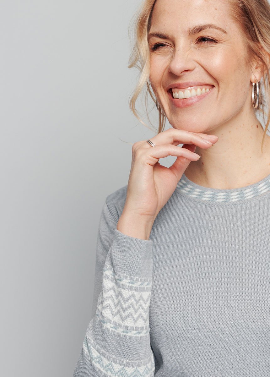 Camisola_túnica_macia_em_jacquard_de_comprimento_médio_com_gola_redonda_Gris_DE1_slim