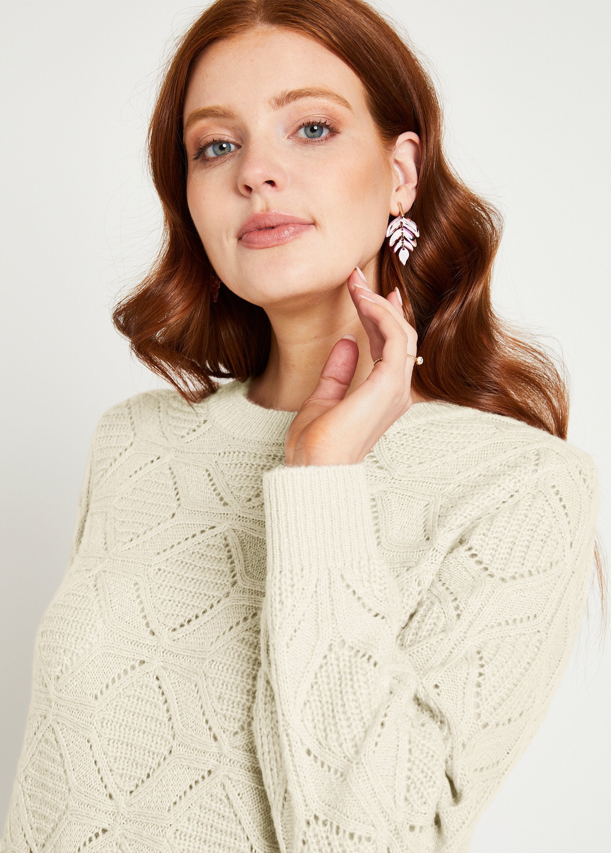 Camisola_túnica,_comprimento_médio,_lisa,_gola_redonda,_ponto_de_bainha_Cru_DE1_slim