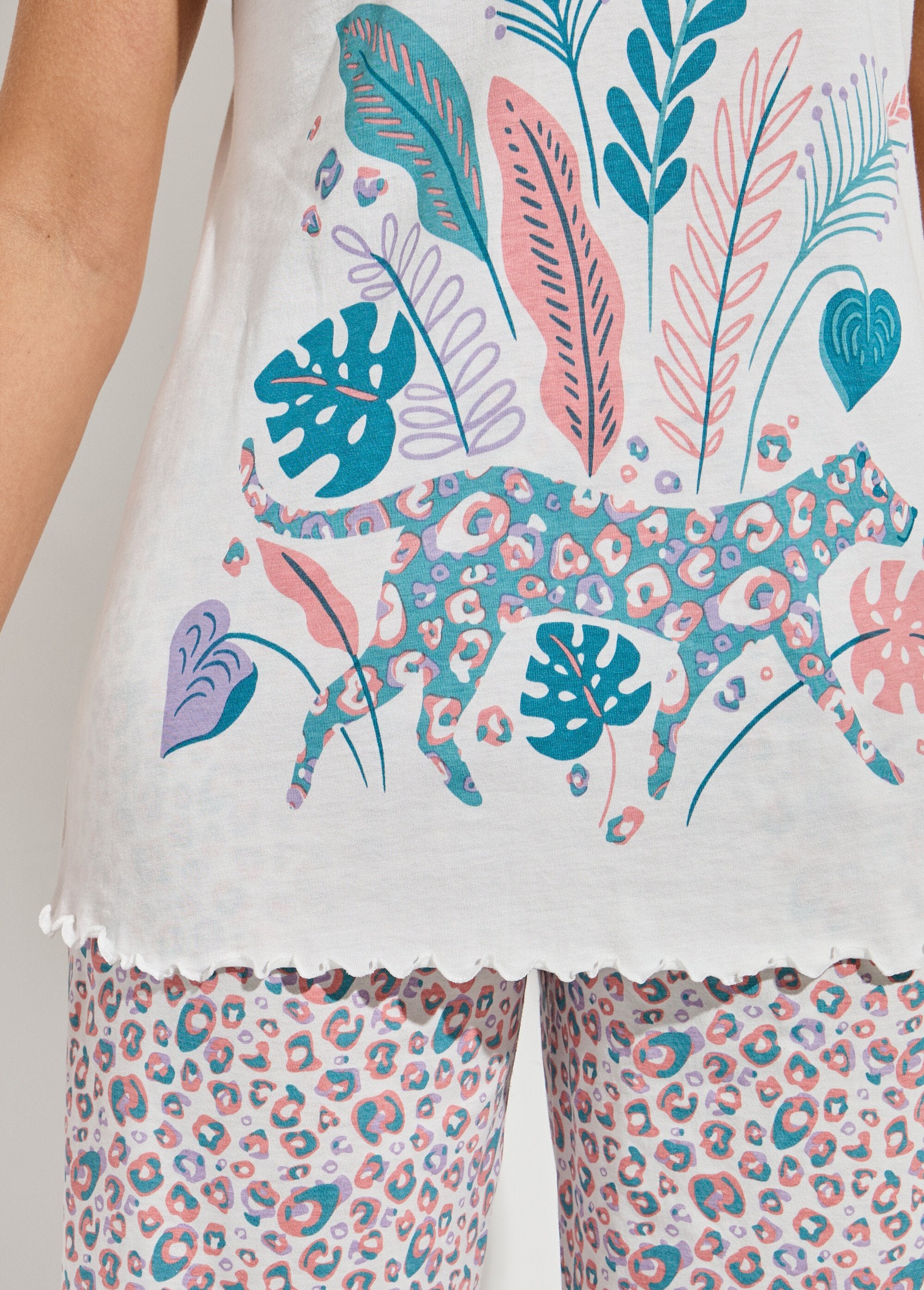 Pijama_curto_de_algodão_com_decote_em_V_e_mangas_curtas_Ecru_DE2_slim